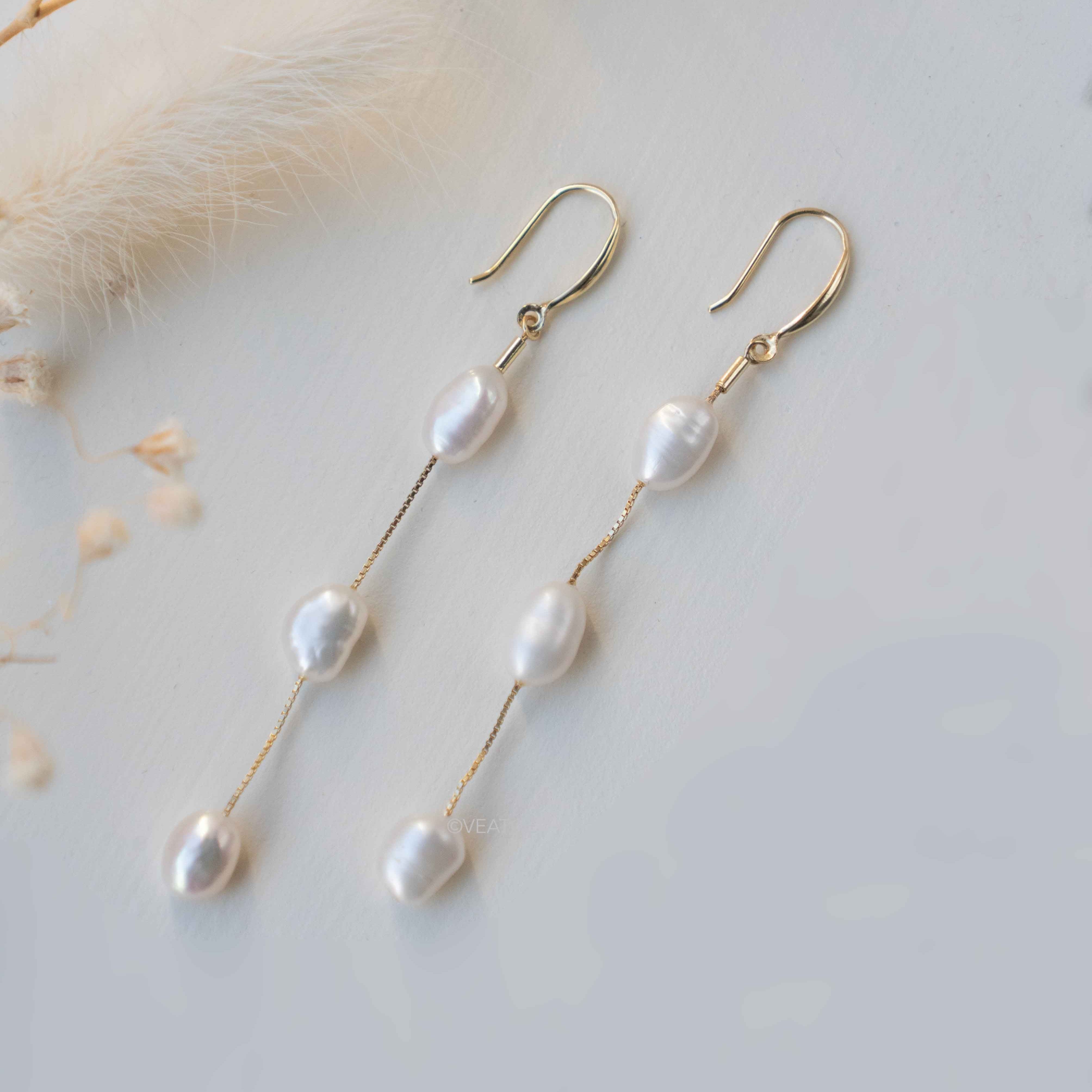 Baroque Pearl Dangle Gold Earrings Bridal Earrings, Bridesmaid Gift, Wedding Jewelry for Women, June Birthstone Birthday Gift
