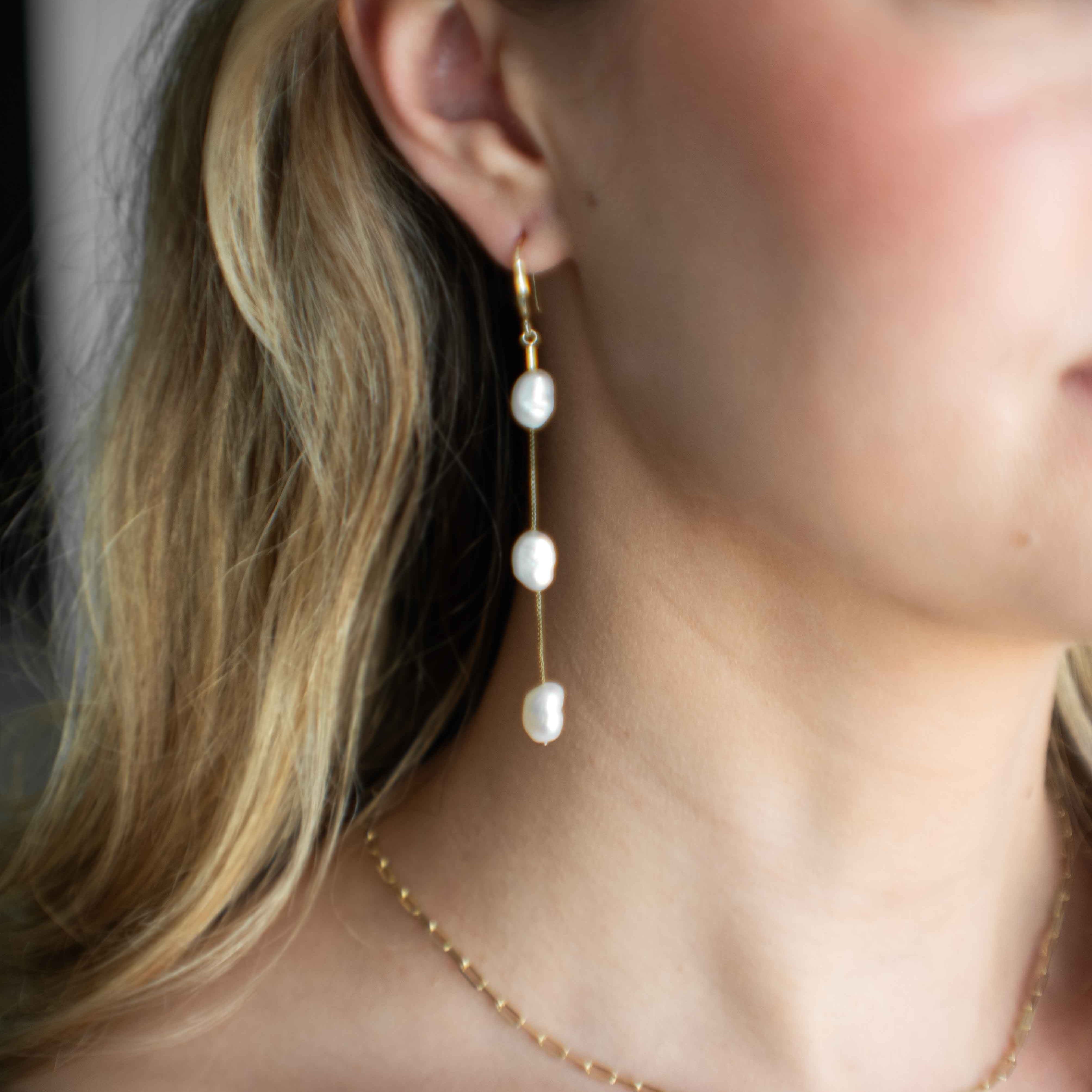 Baroque Pearl Dangle Gold Earrings Bridal Earrings, Bridesmaid Gift, Wedding Jewelry for Women, June Birthstone Birthday Gift