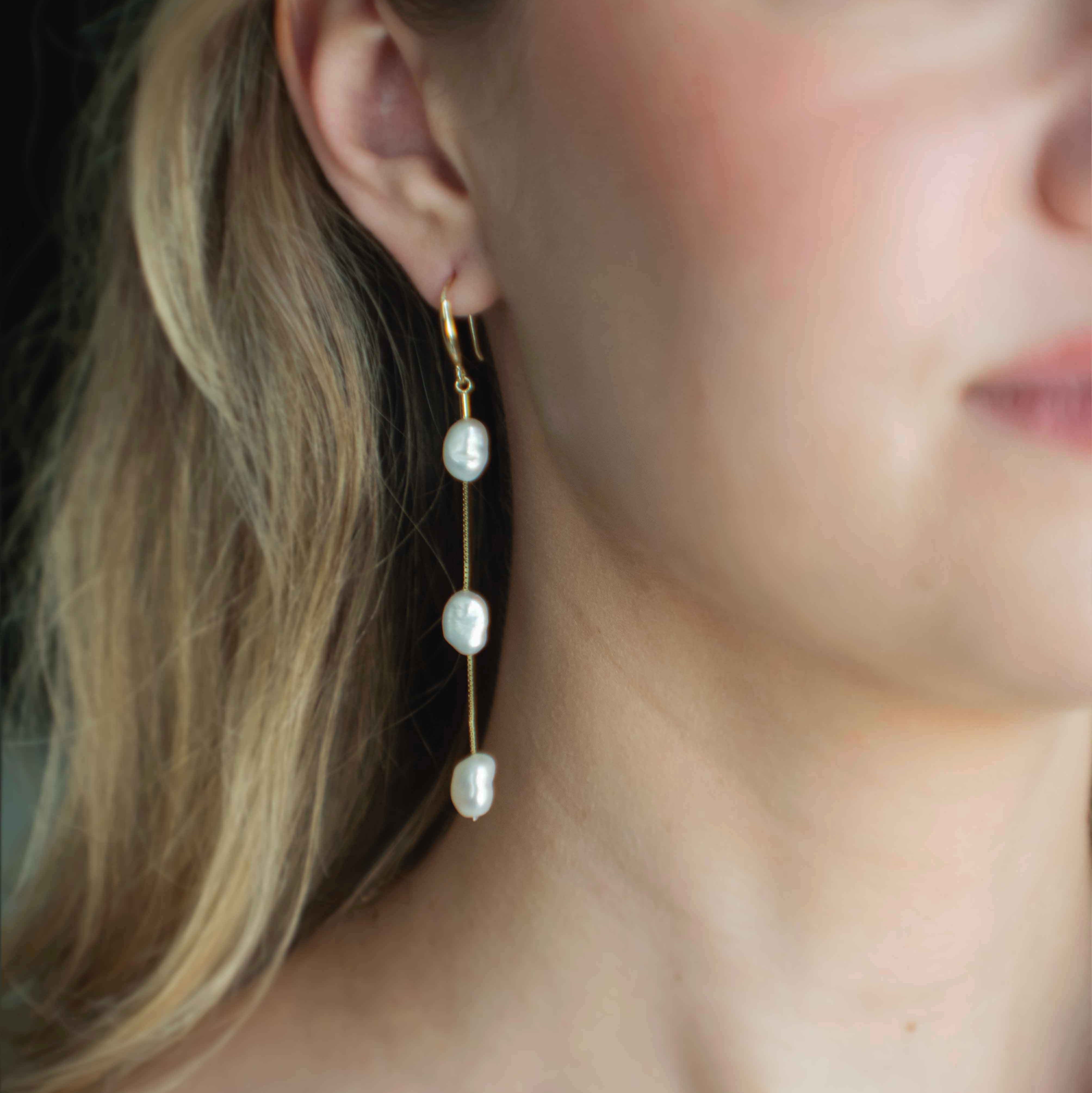 Baroque Pearl Dangle Gold Earrings Bridal Earrings, Bridesmaid Gift, Wedding Jewelry for Women, June Birthstone Birthday Gift