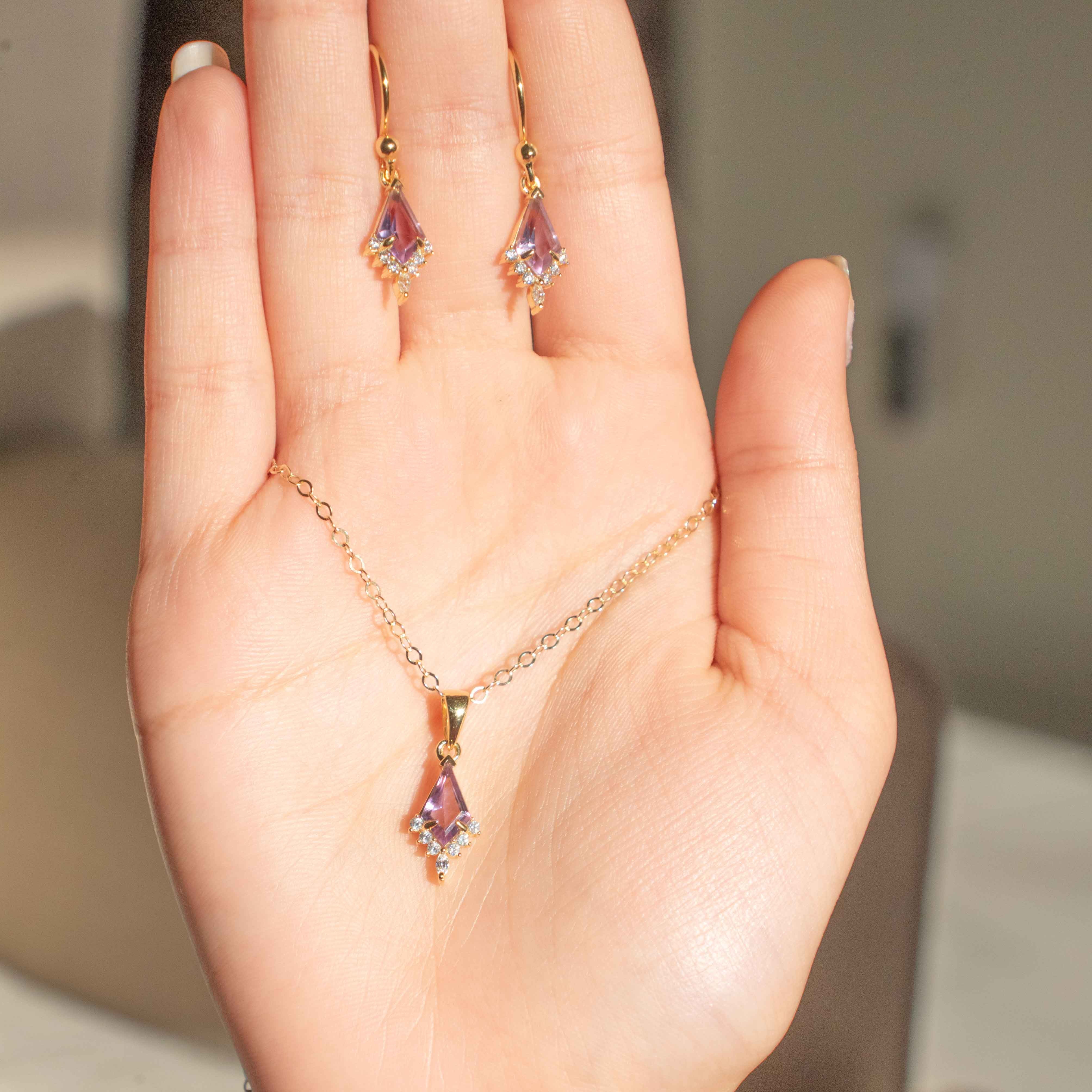 Kite Amethyst Necklace