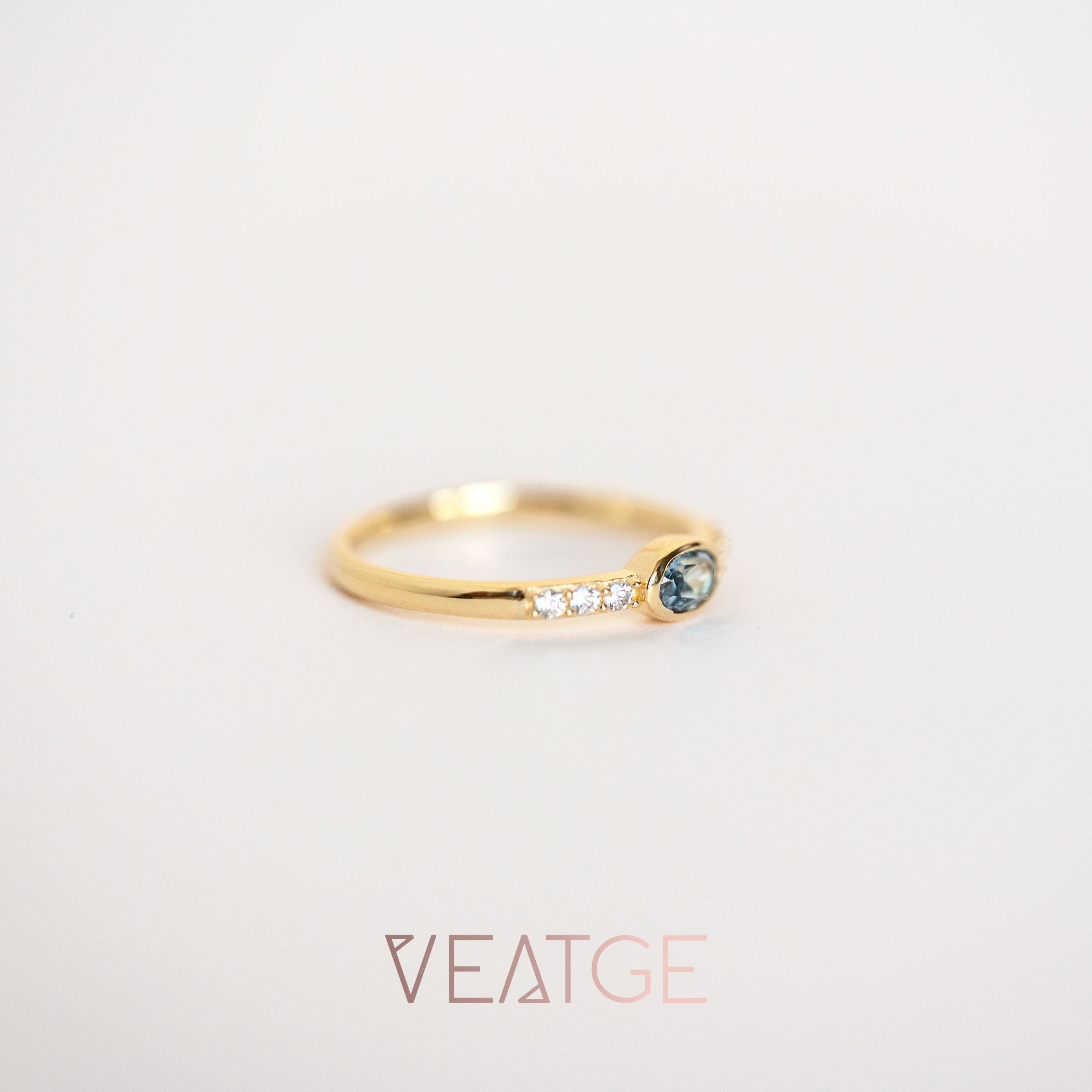 March Birthstone - Aquamarine Ring Elise