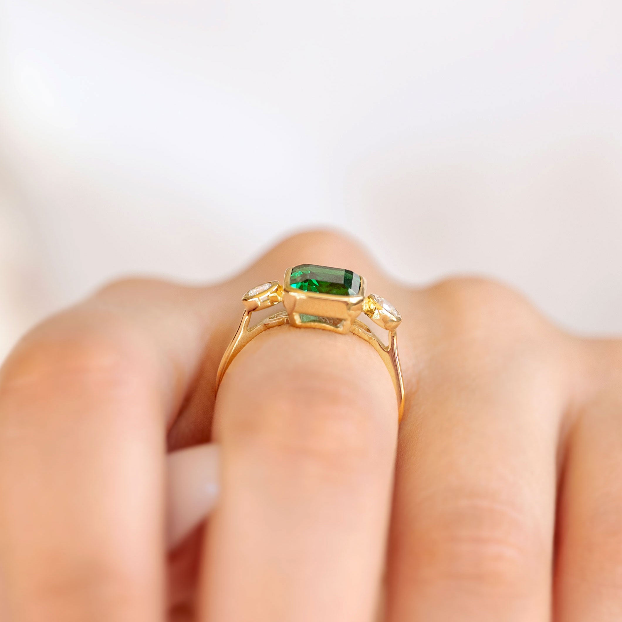 Emerald Statement Ring - Aspen