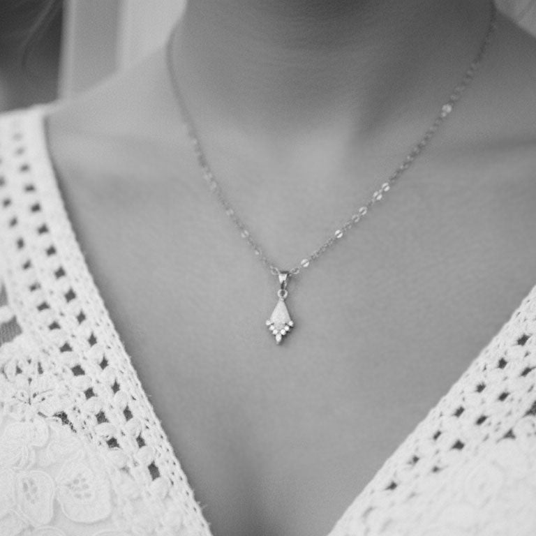 Aquamarine Kite Necklace gold