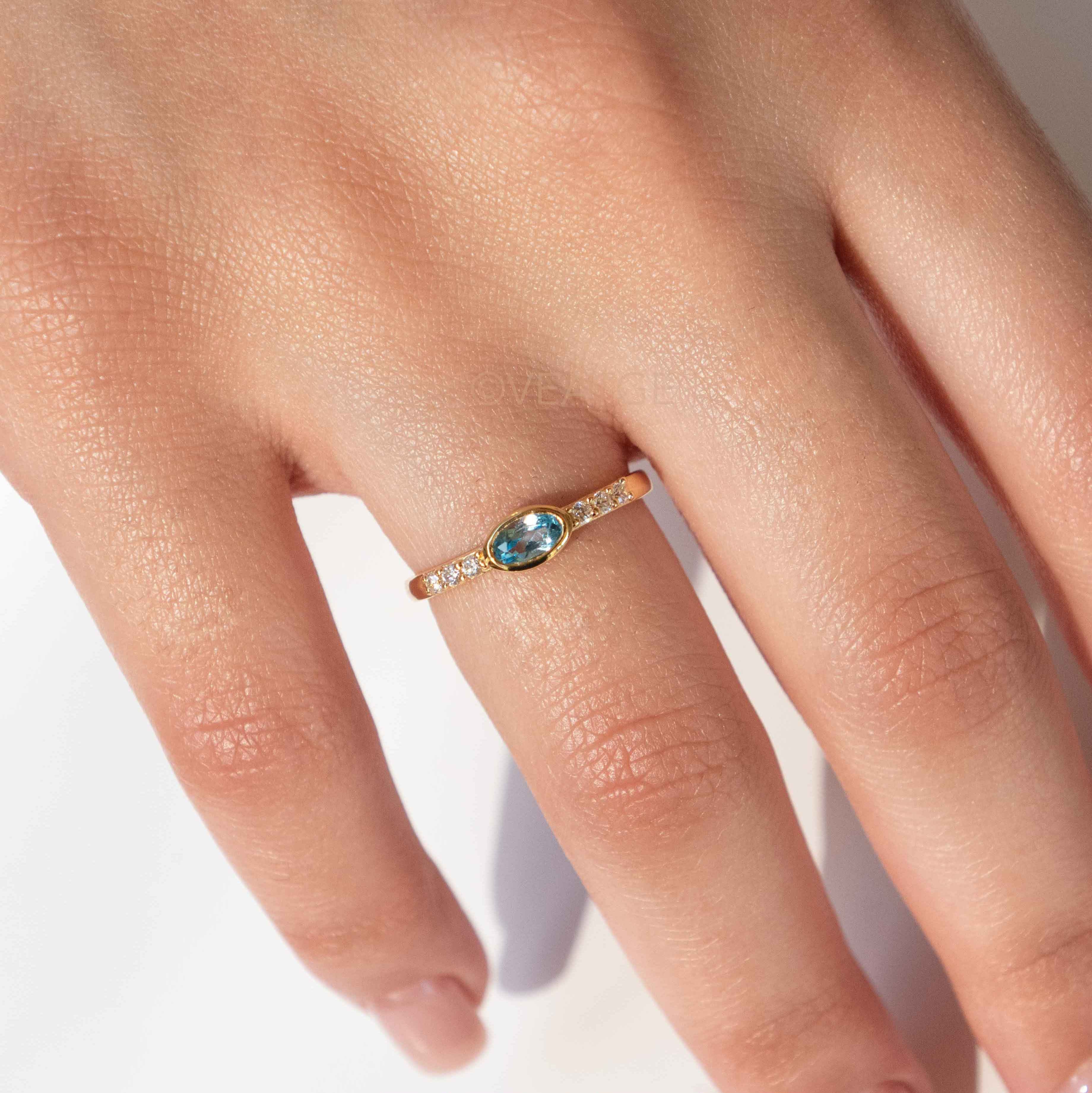 December Birthstone - Swiss Blue Topaz Band Ring VEATGE