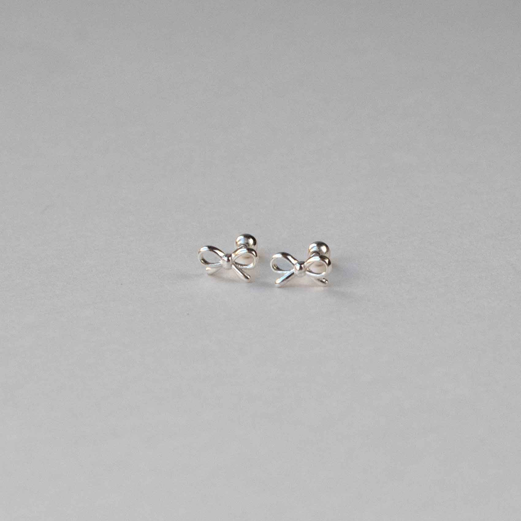 tiny bow screwback earrings in silver 925 gifts for girls, sleeper earrings