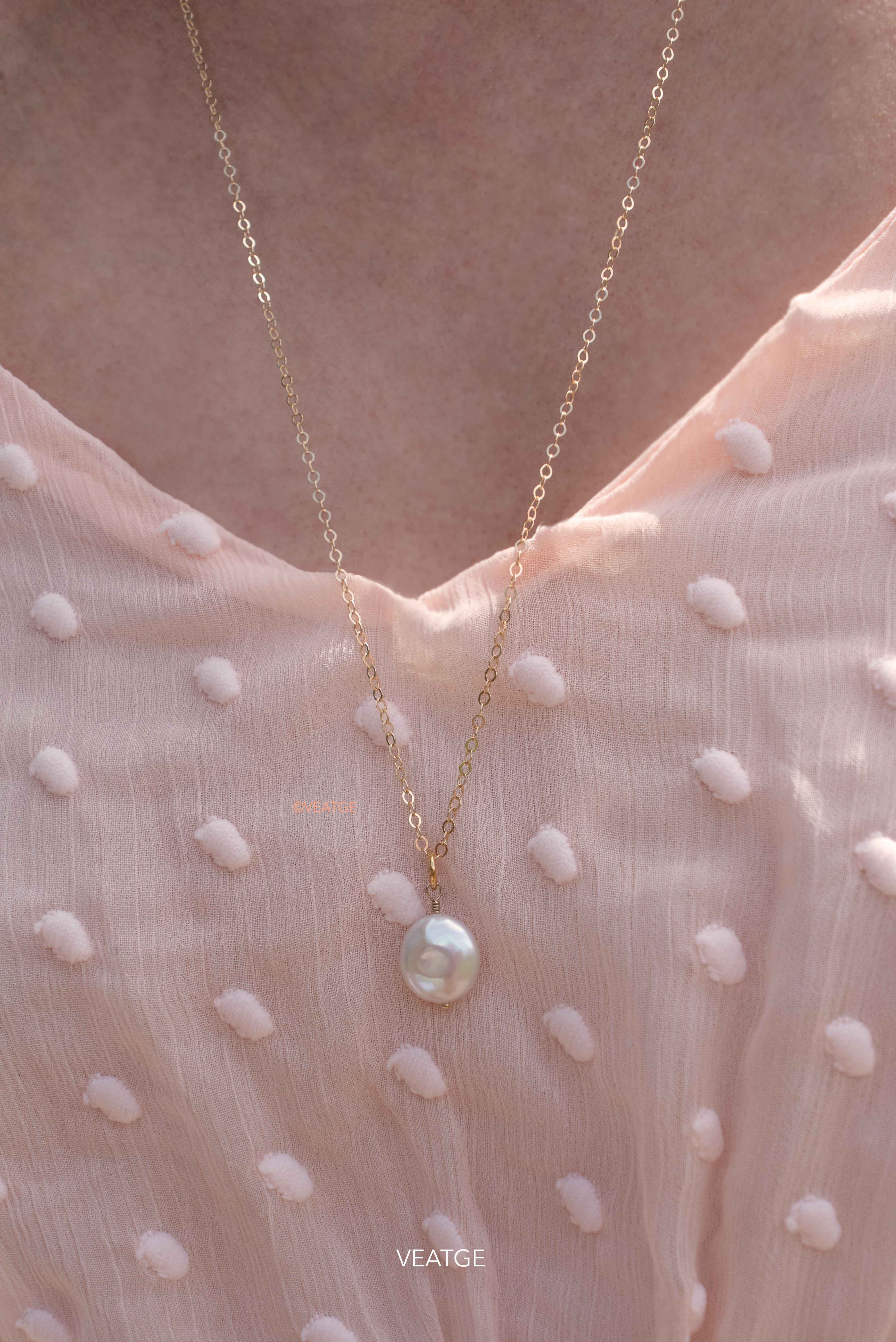 Genuine Coin Pearl Necklace Gold, Flat Pearl Necklace, Large Single Pearl Necklace, Round Pearl Pendant Necklace, Wedding Jewelry, Wedding gift for Women