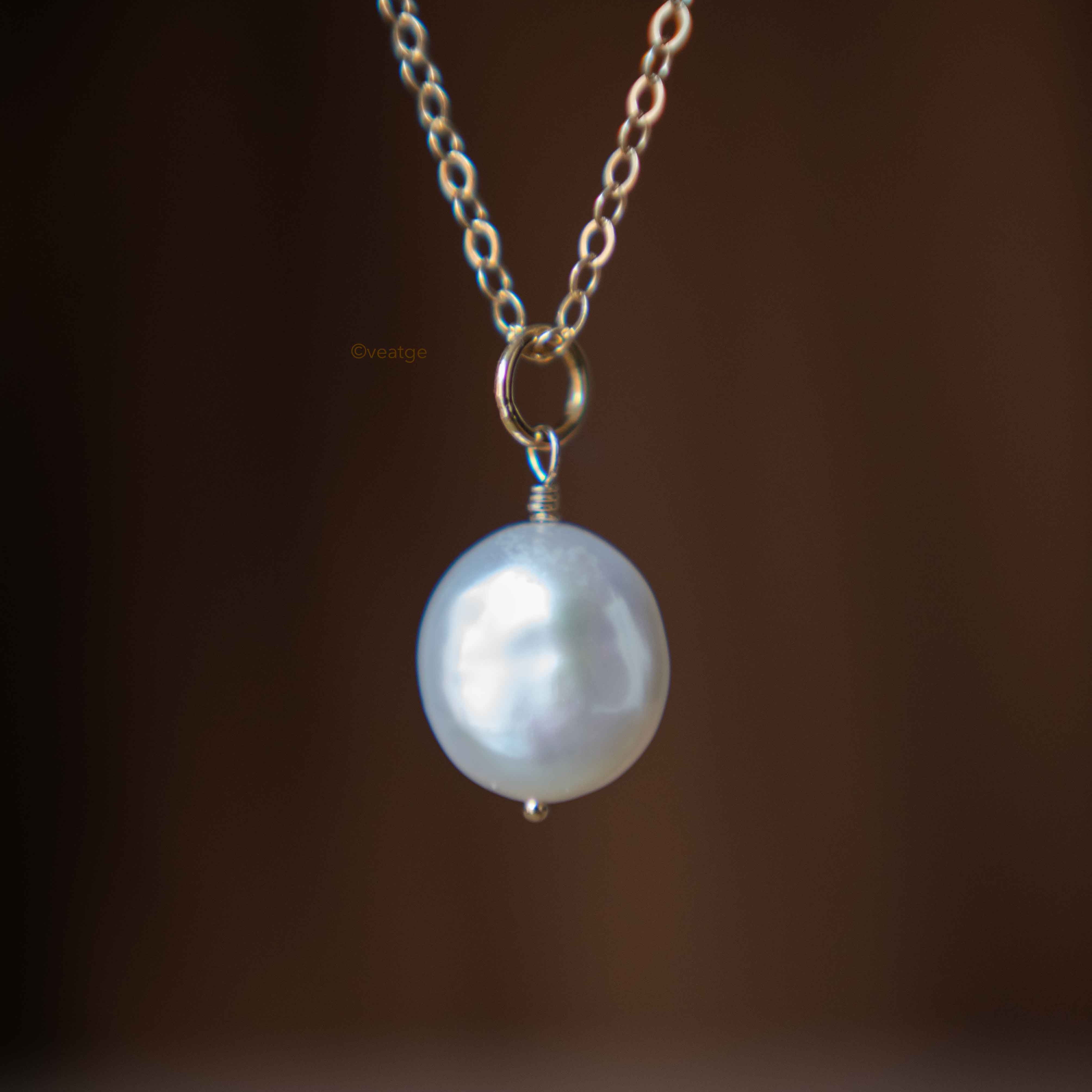 Genuine Coin Pearl Necklace Gold, Flat Pearl Necklace, Large Single Pearl Necklace, Round Pearl Pendant Necklace, Wedding Jewelry, Wedding gift for Women