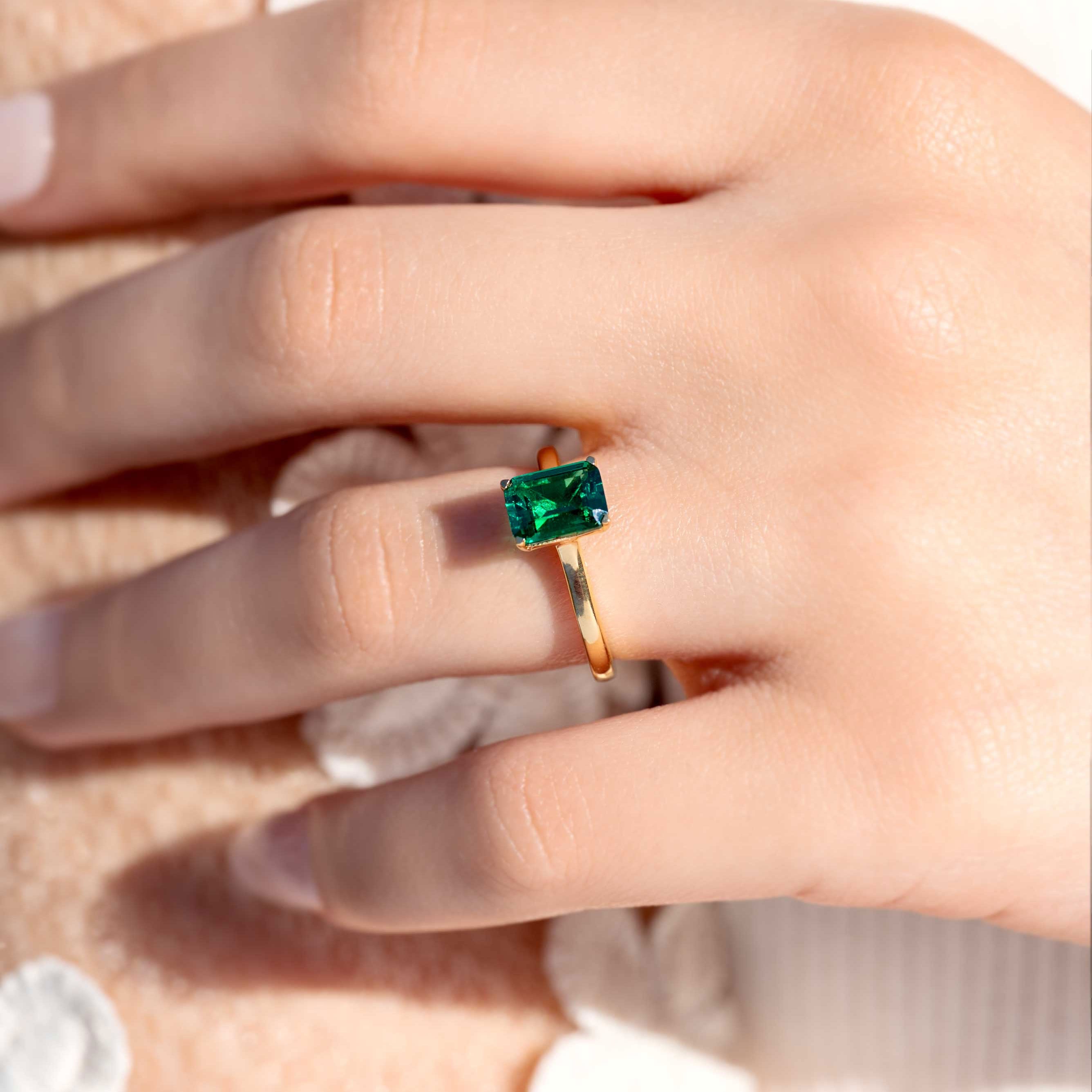Emerald Ring Gold- Structure