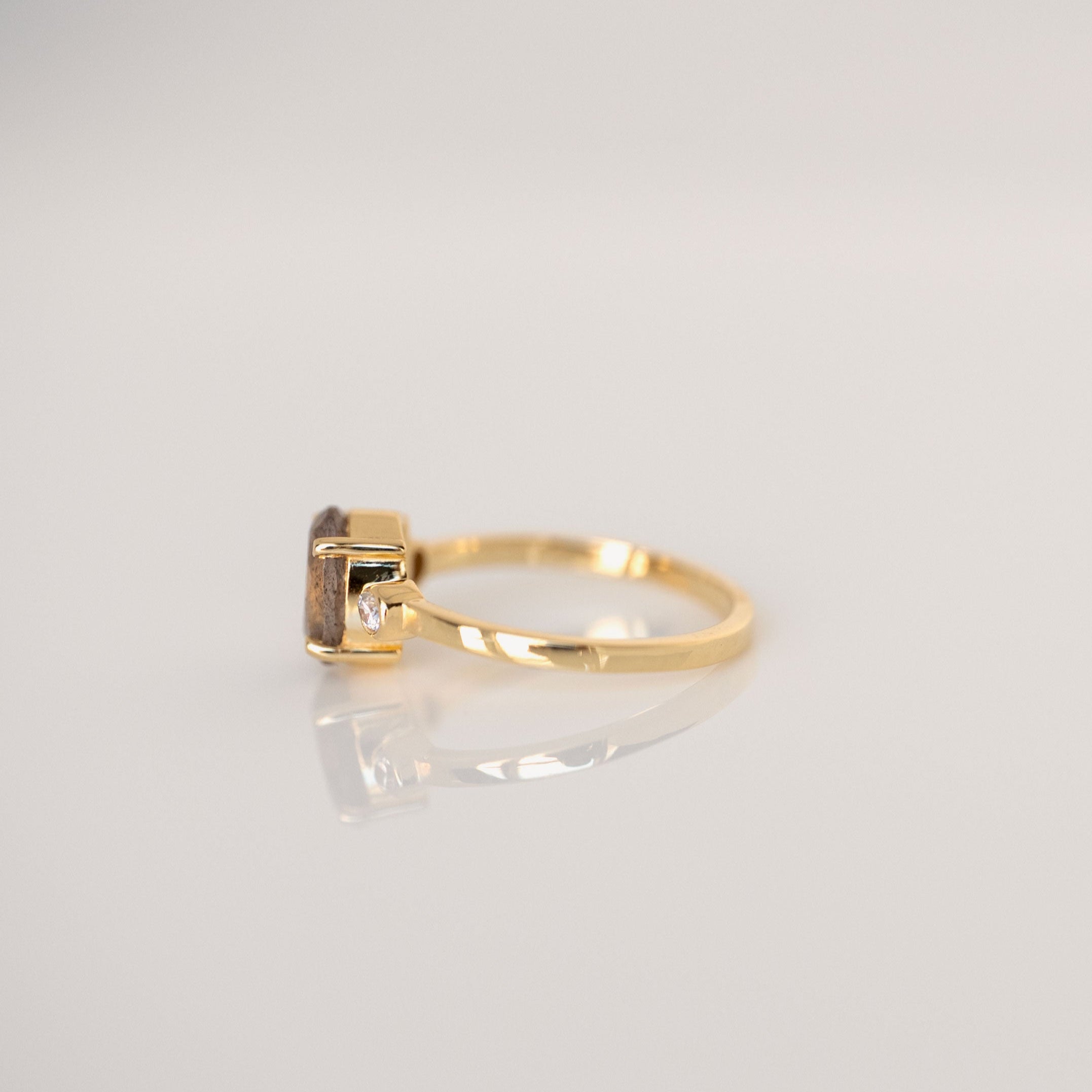 Labradorite Ring Gold - Mae by Veatge