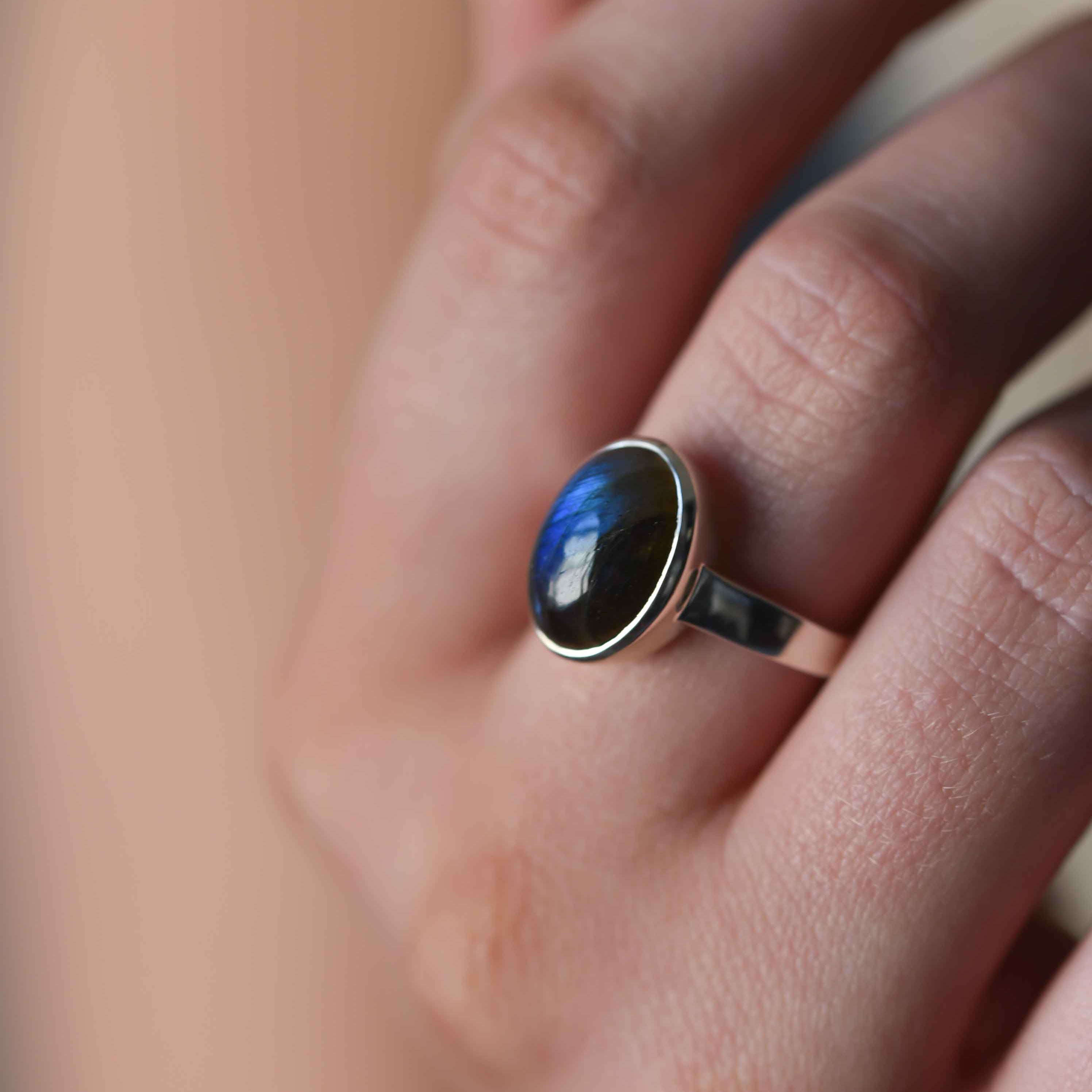 Silver Labradorite Ring with Blue Flash Natural Labradorite Gemstone Rings Gifts for Women