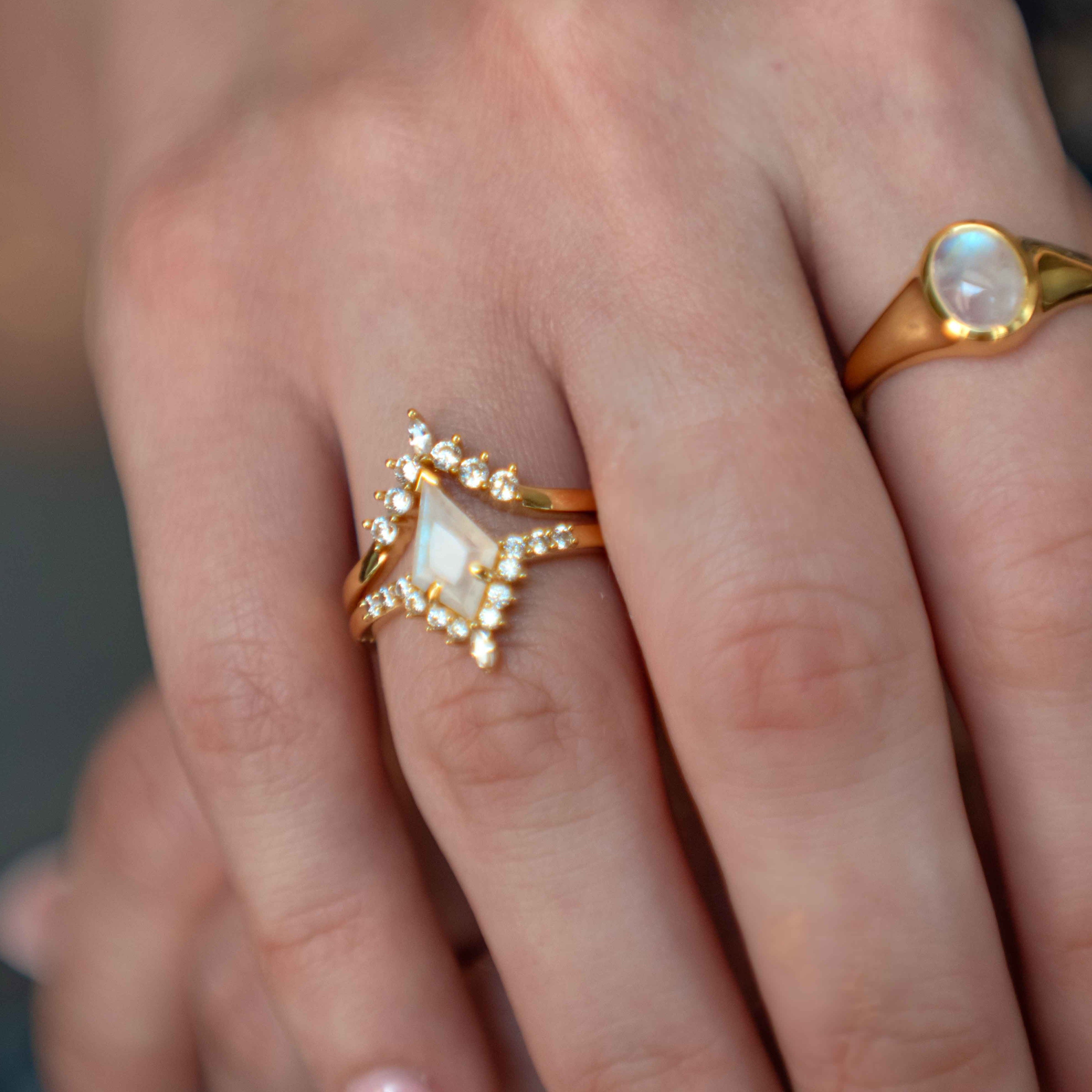 Zelda Moonstone Kite Ring Set Gold