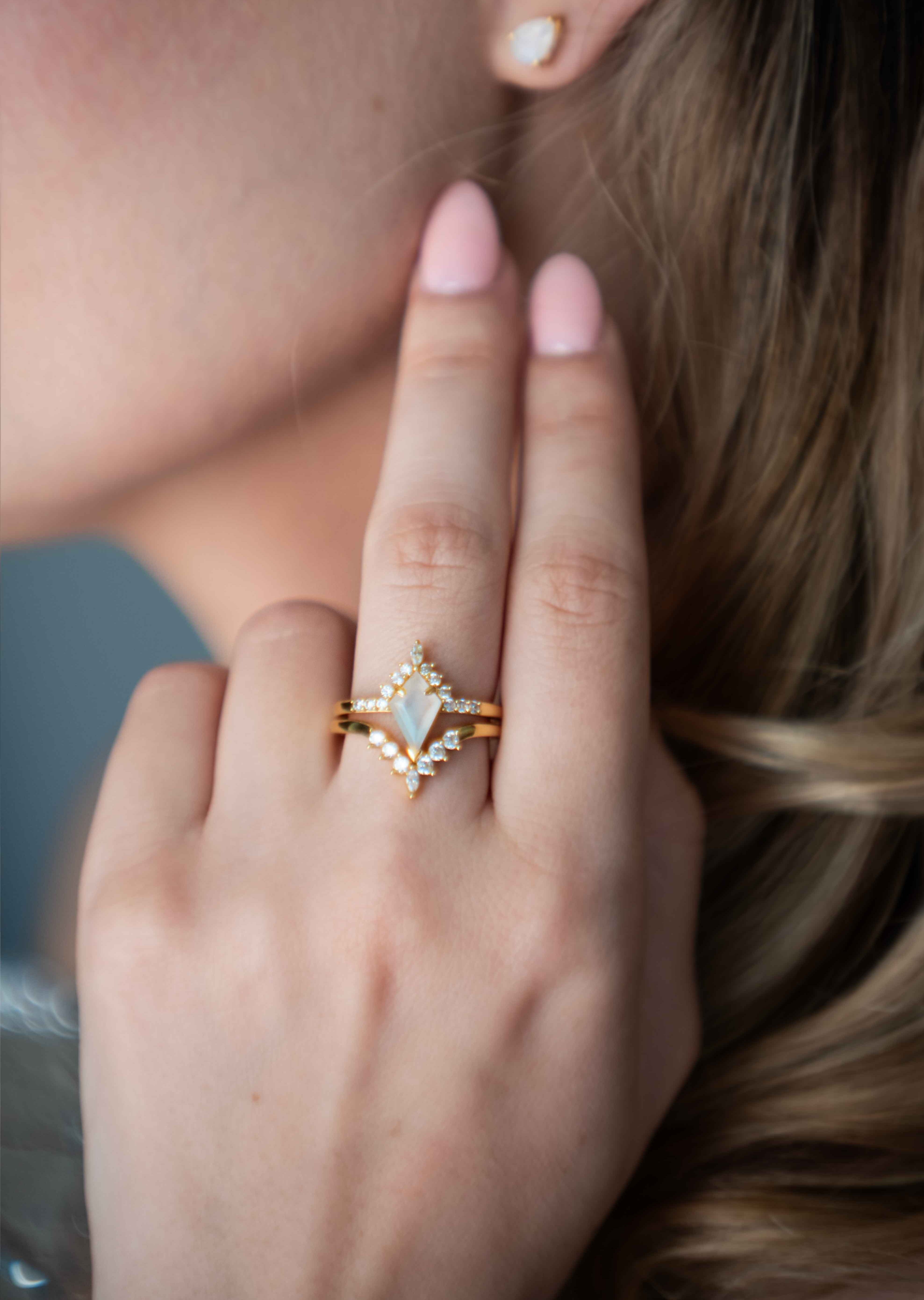 Zelda Moonstone Kite Ring Set Gold