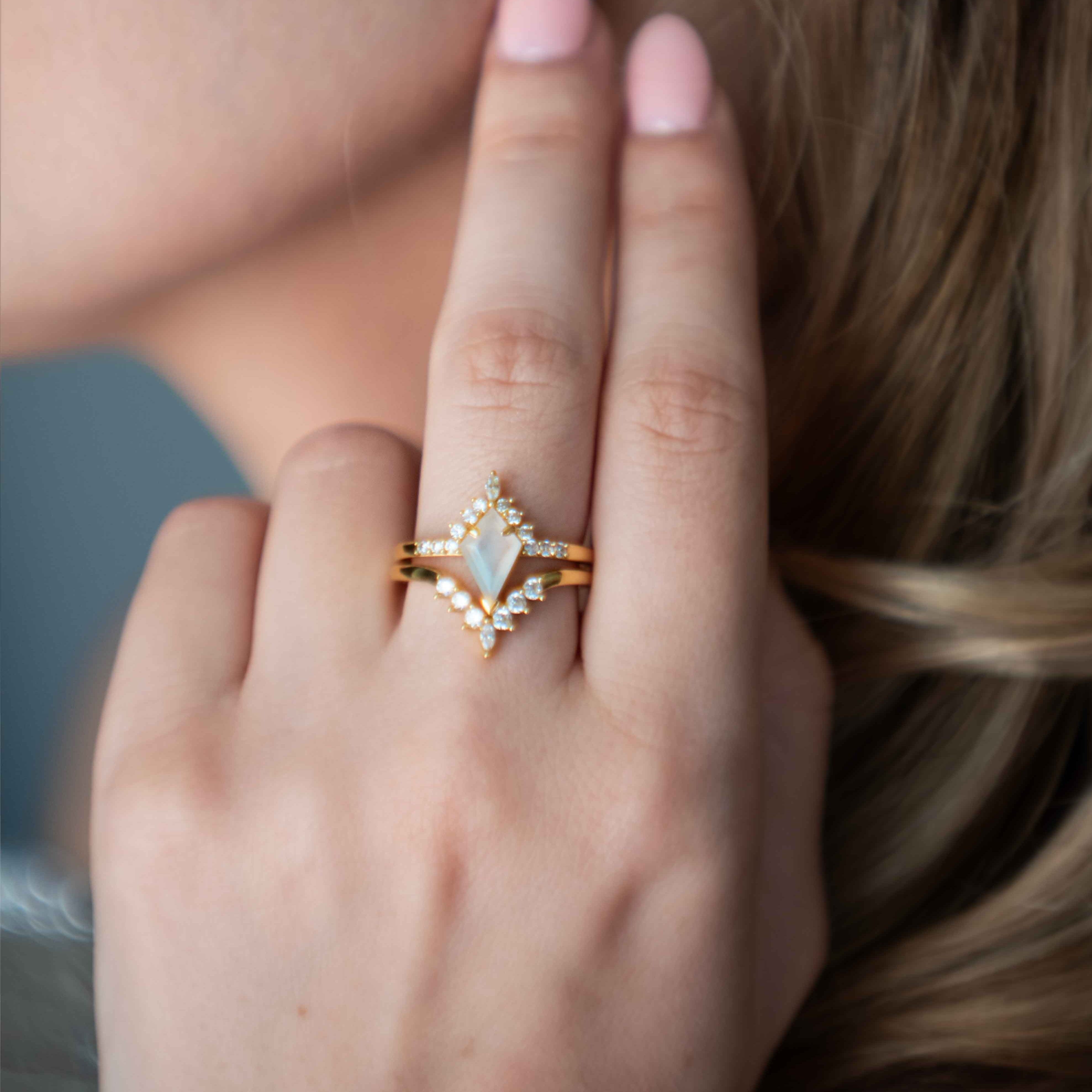 Zelda Moonstone Kite Ring Set Gold