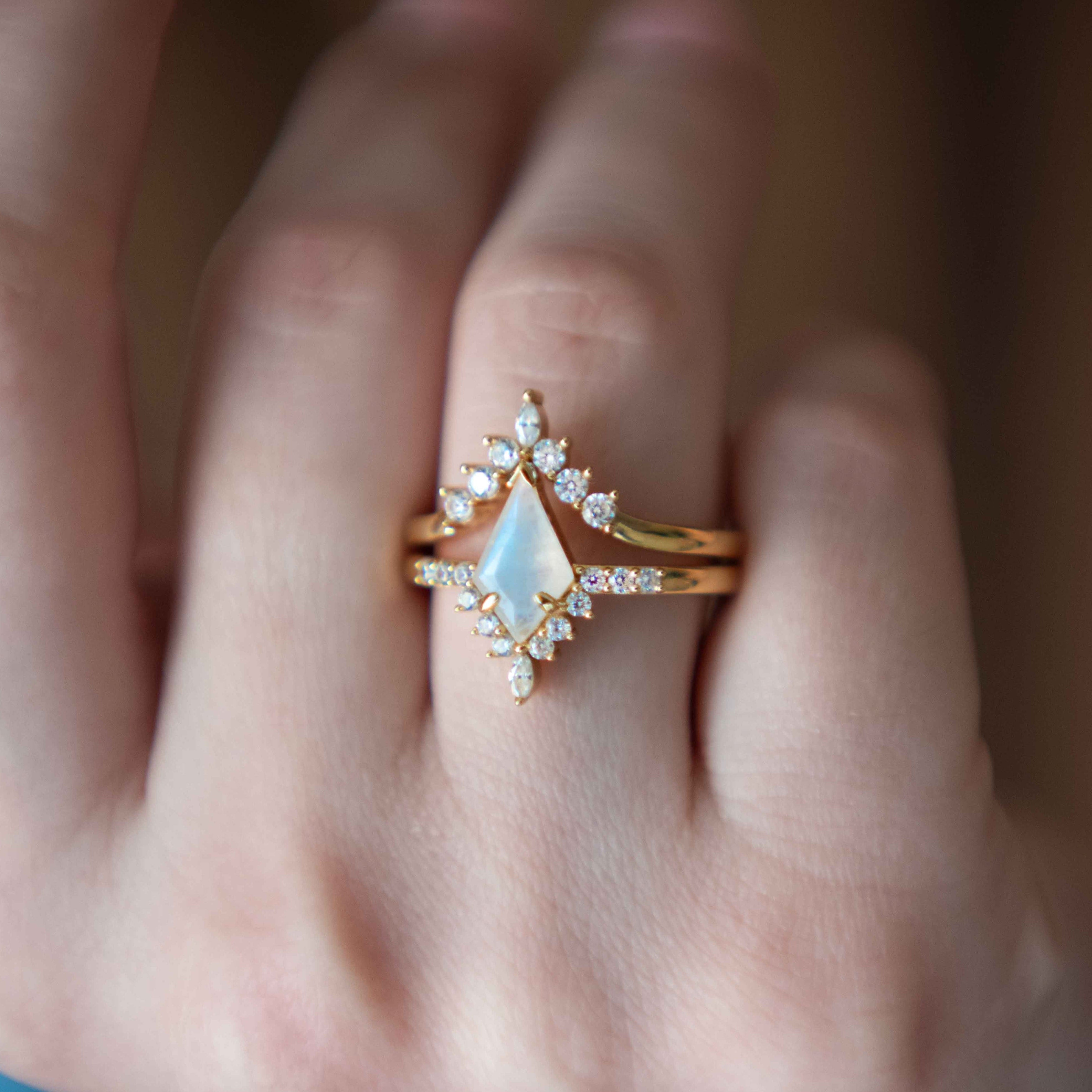 Zelda Moonstone Kite Ring Set Gold