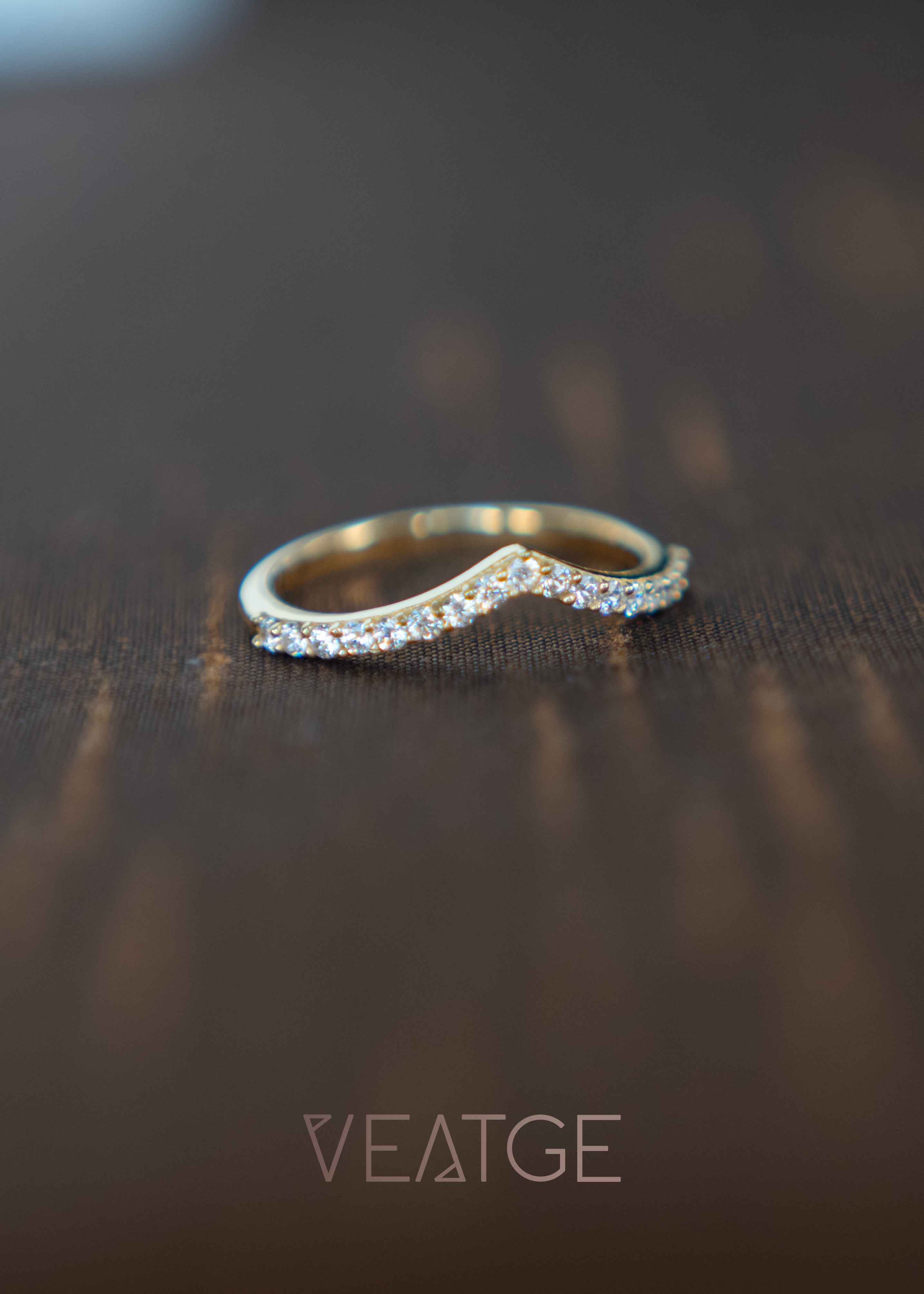 Petit Diamond Peak Ring