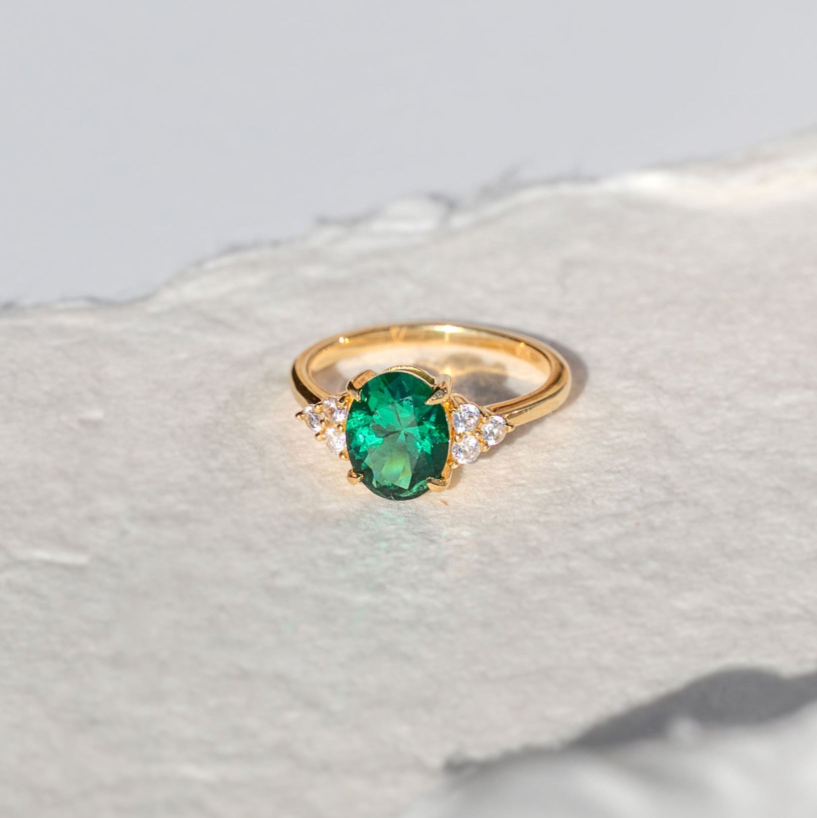 Emerald Ring Gold - Fleur
