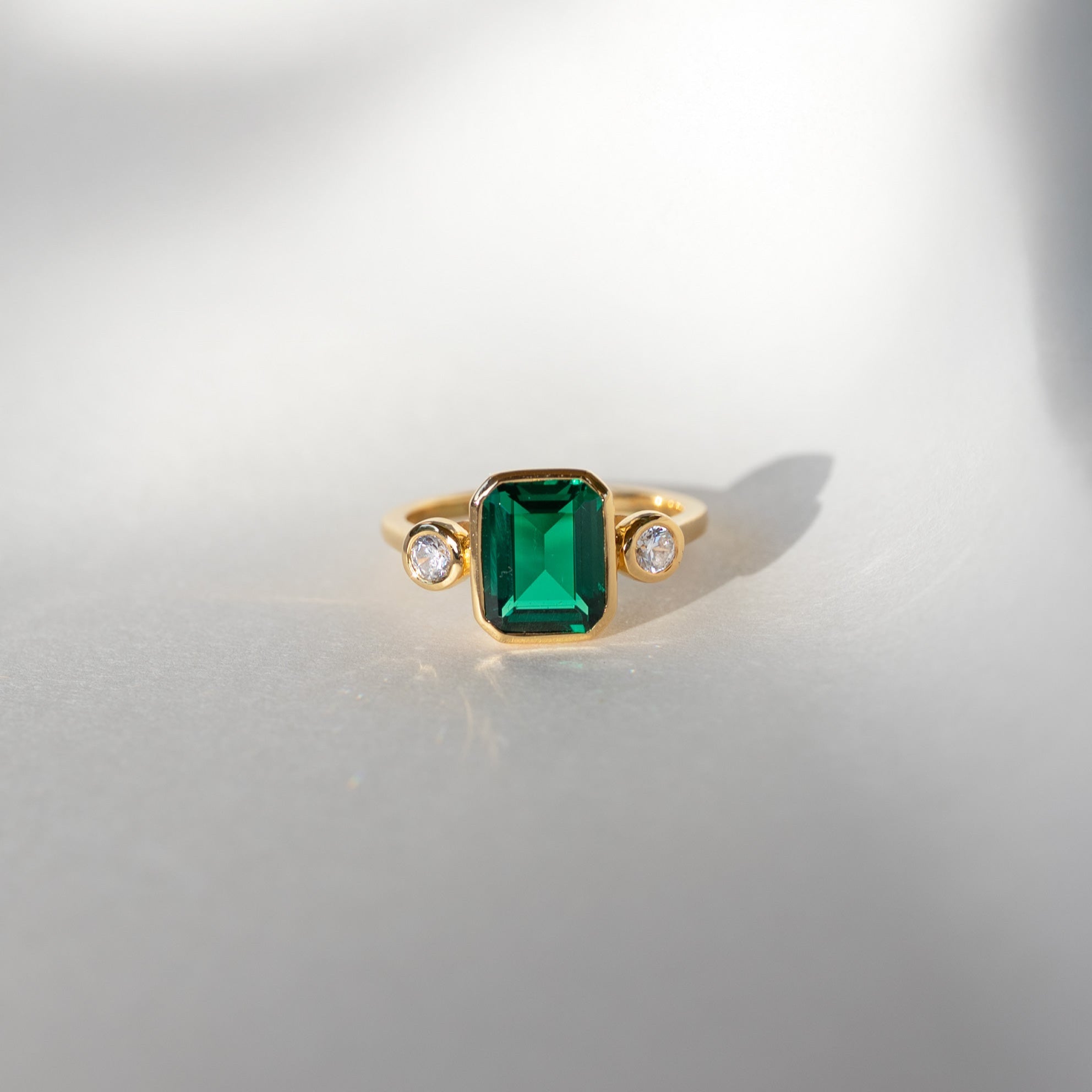 Emerald Statement Ring Gold, May Birthstone, Modern Contemporary Ring, Green Gemstone Ring, Birthday Gift, Graduation Anniversary Mom Gifts