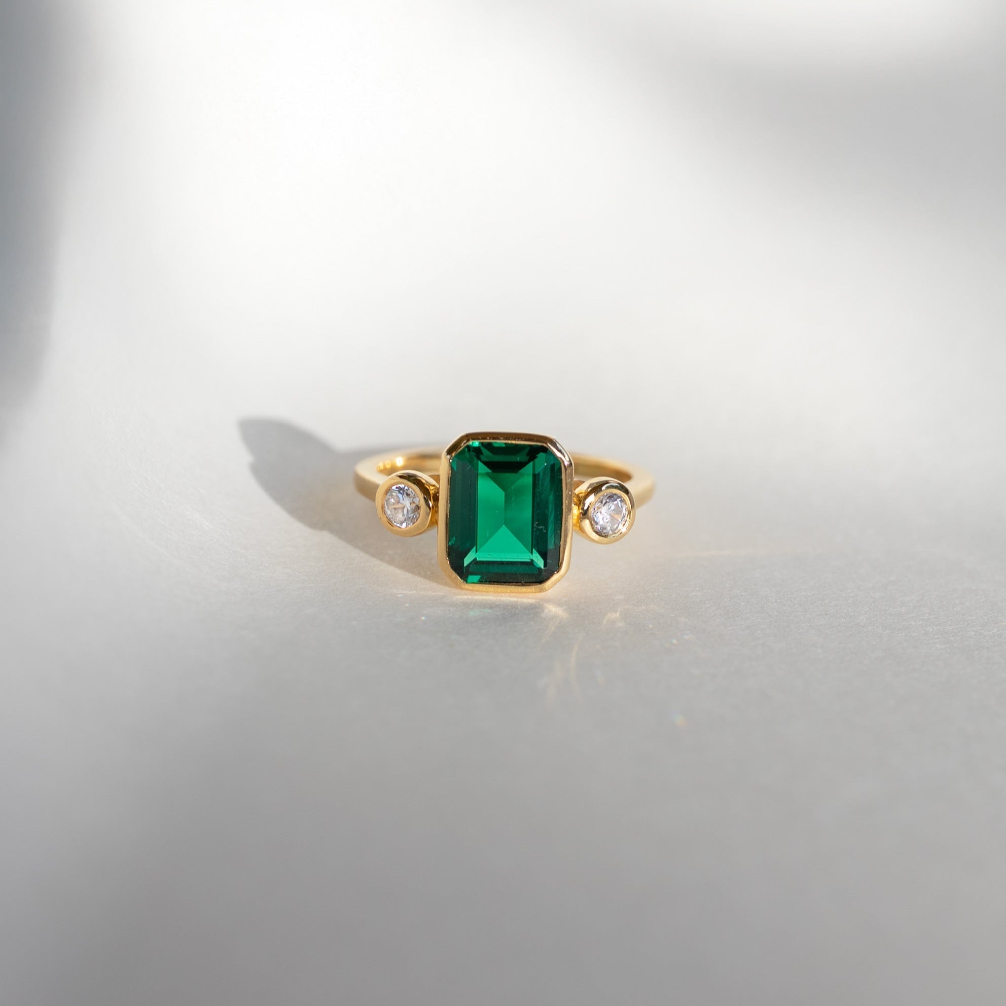 Emerald Statement Ring Gold, May Birthstone, Modern Contemporary Ring, Green Gemstone Ring, Birthday Gift, Graduation Anniversary Mom Gifts