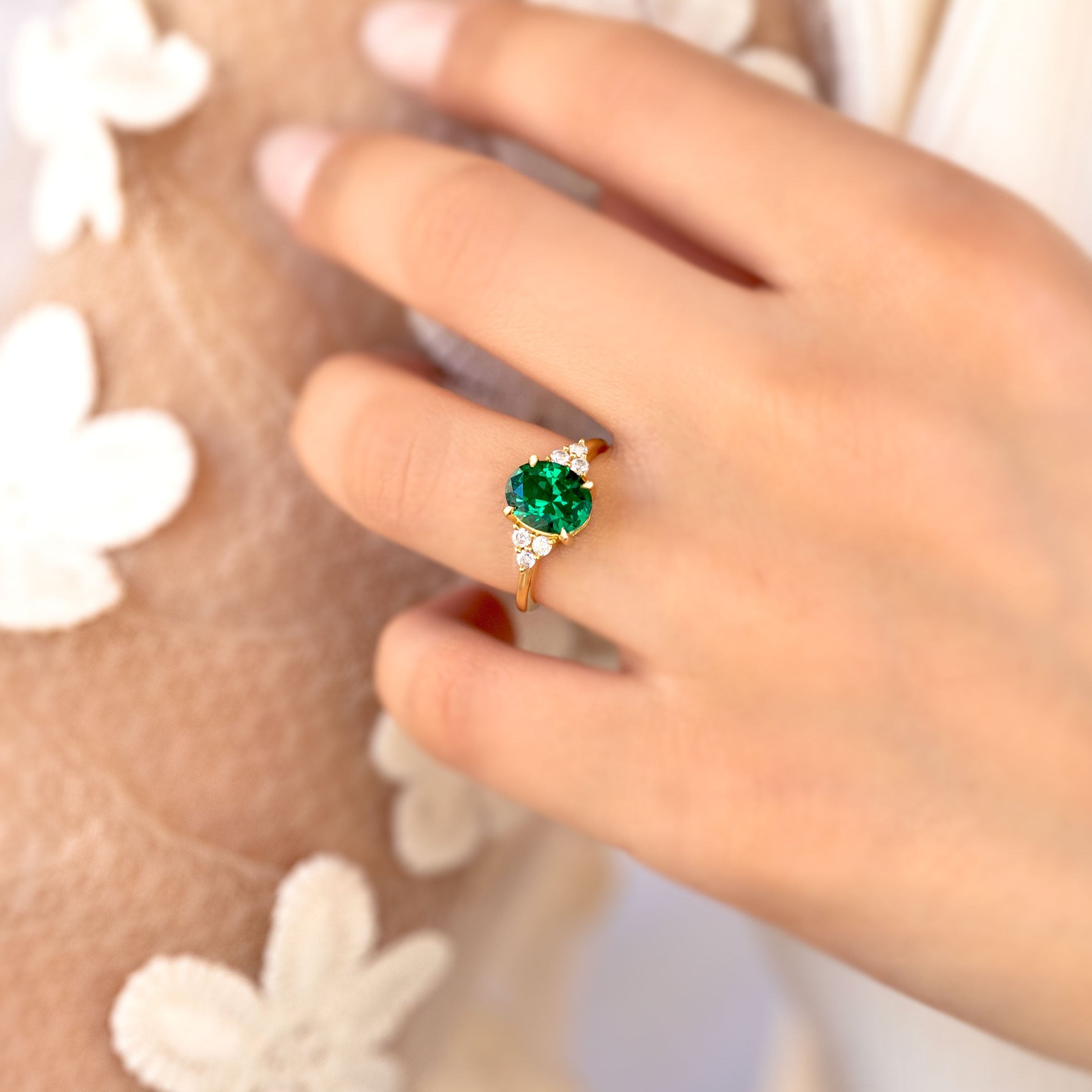 Emerald Ring Gold - Fleur