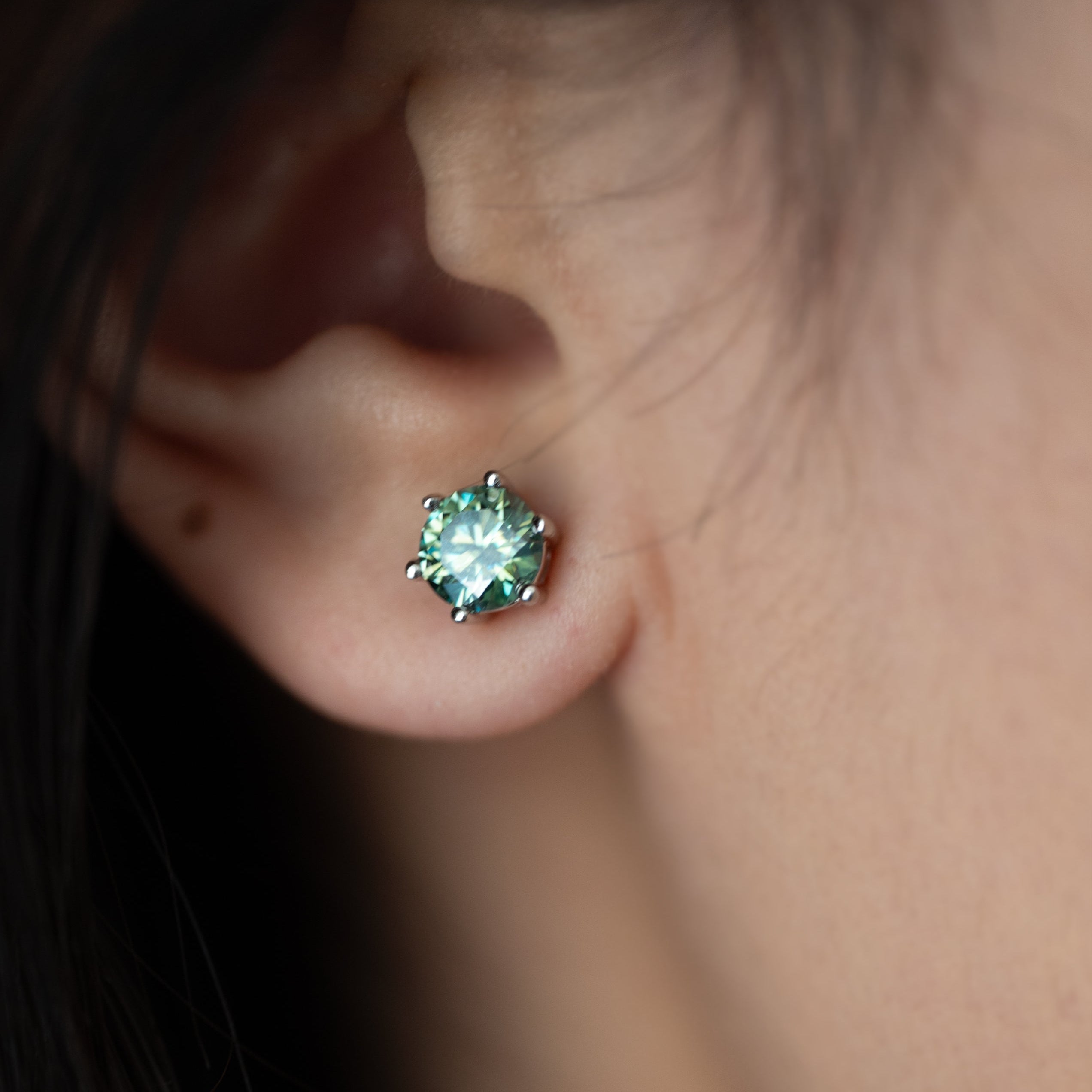 Emerald Green Moissanite Diamond Stud Earrings 1ct 2ct