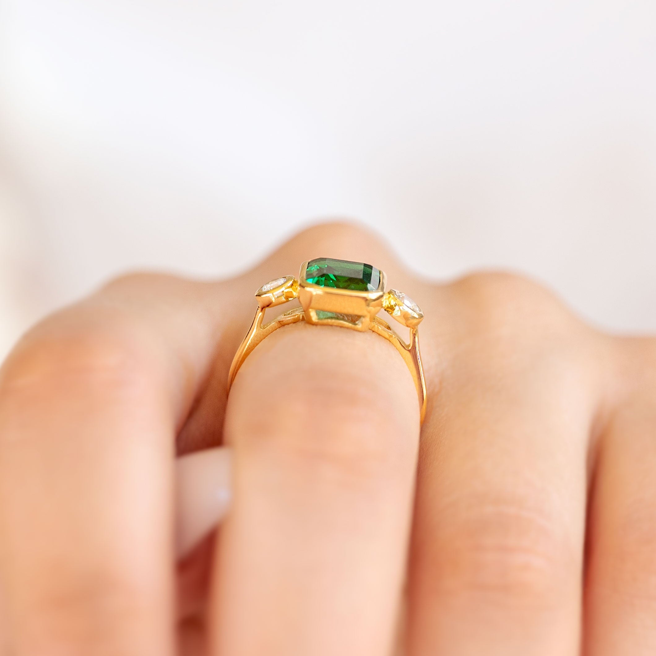 Emerald Statement Ring Gold, May Birthstone, Modern Contemporary Ring, Green Gemstone Ring, Birthday Gift, Graduation Anniversary Mom Gifts