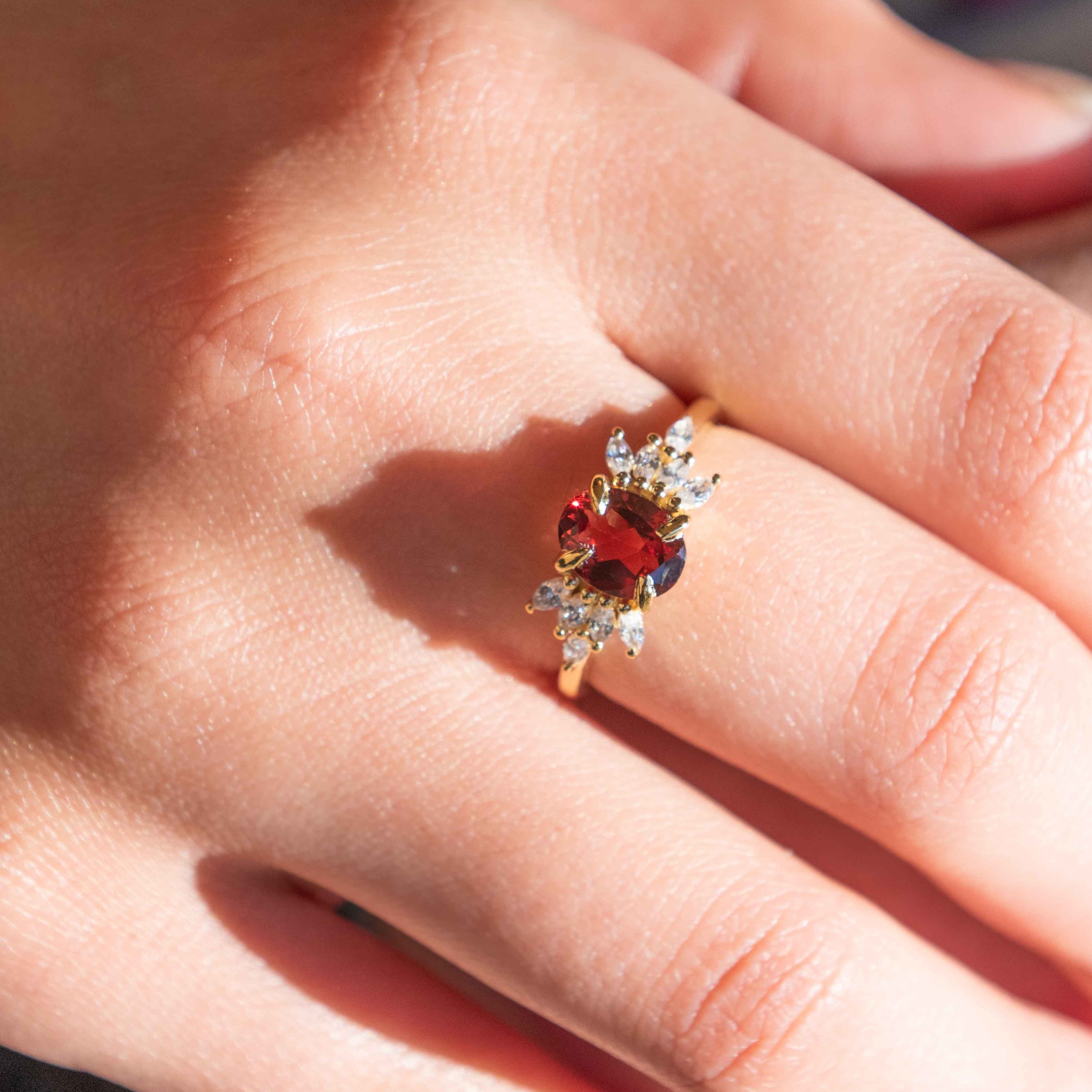 Dahlia Gold Garnet Ring Veatge