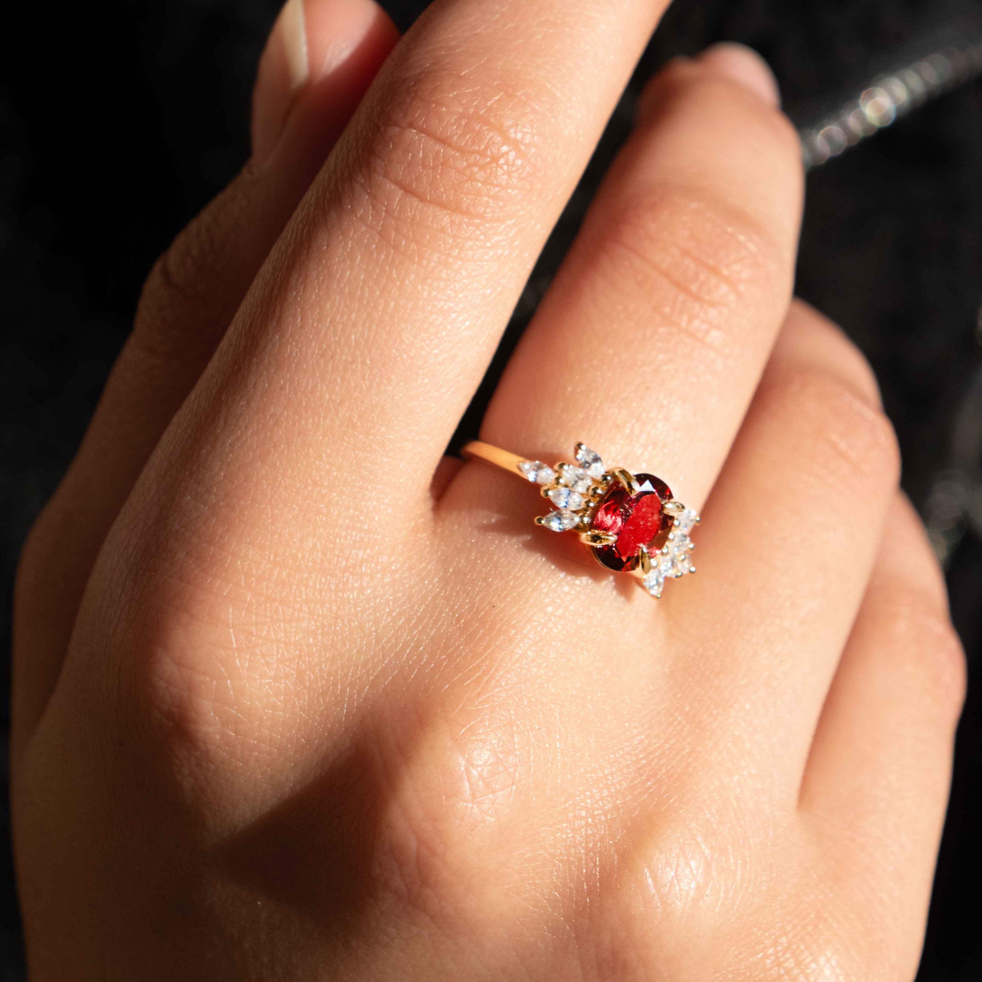 Dahlia Gold Garnet Ring Veatge