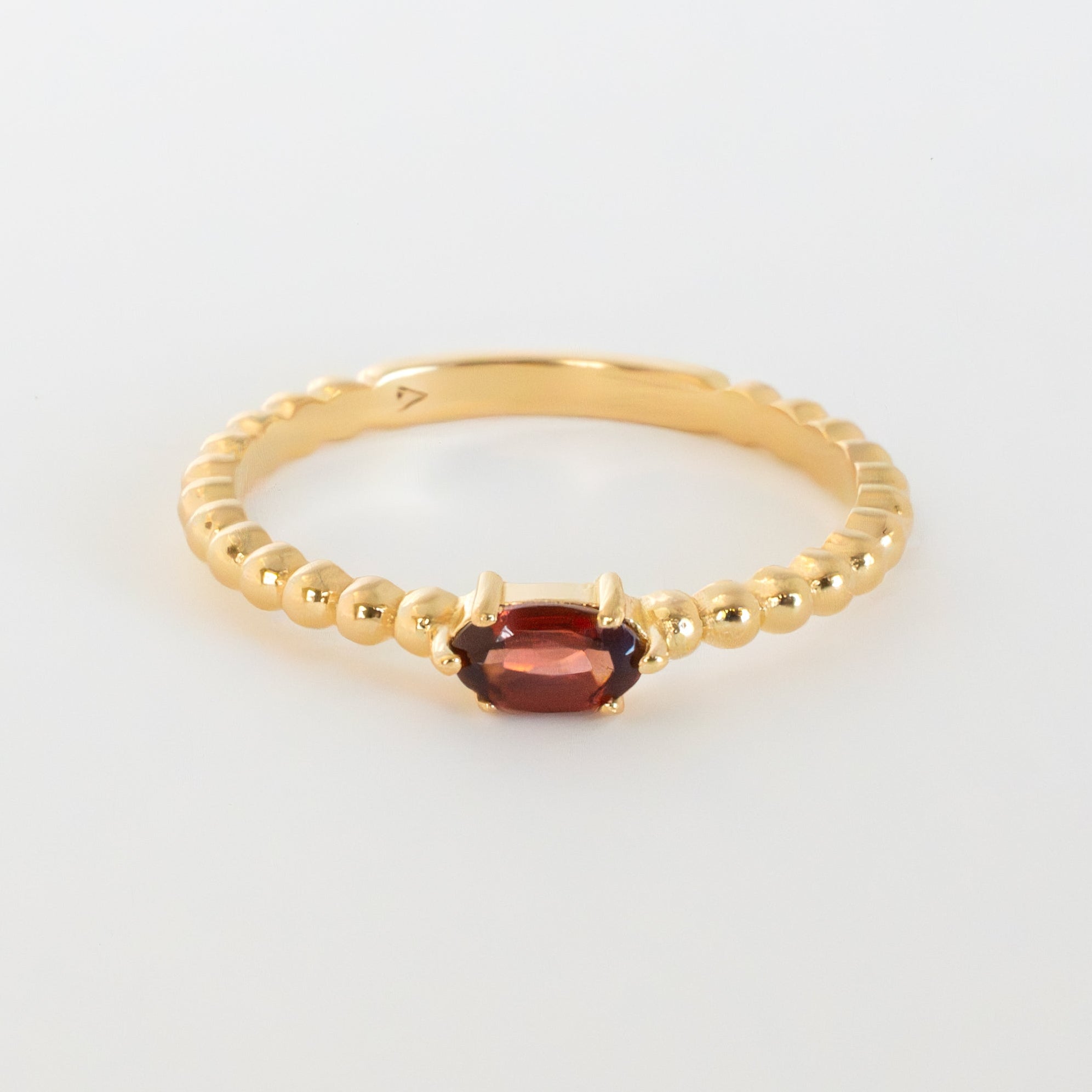 January Birthstone - Garnet Beaded Ring gold