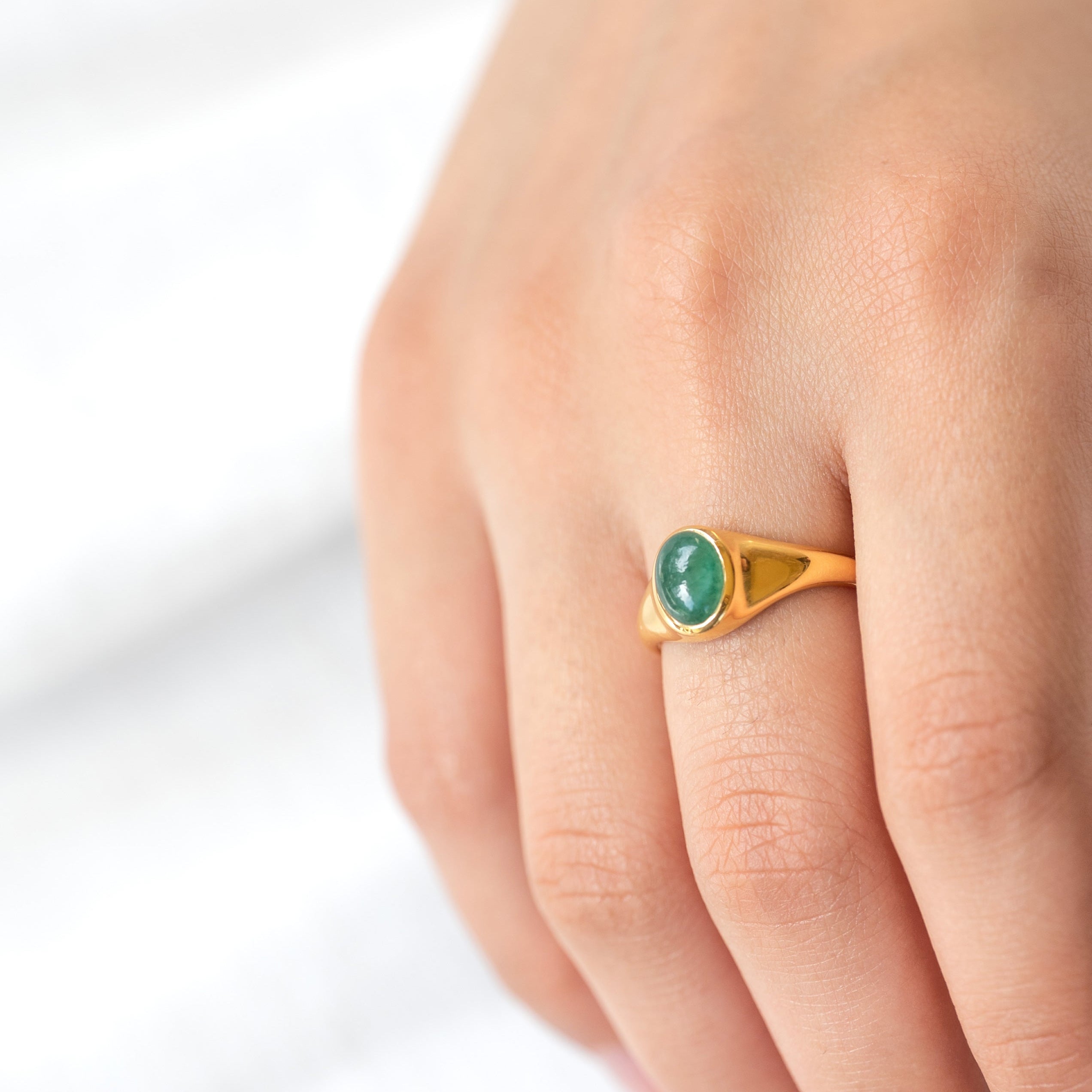 Signet Ring in Green Aventurine, Natural High Grade Aventurine Gemstone for Good Luck, Minimalist Pinky Ring Gold, Birthday Gift, Graduation Gifts, Best Friend Pinky Rings, Unisex Ring, Gift for Men, Gift for Women