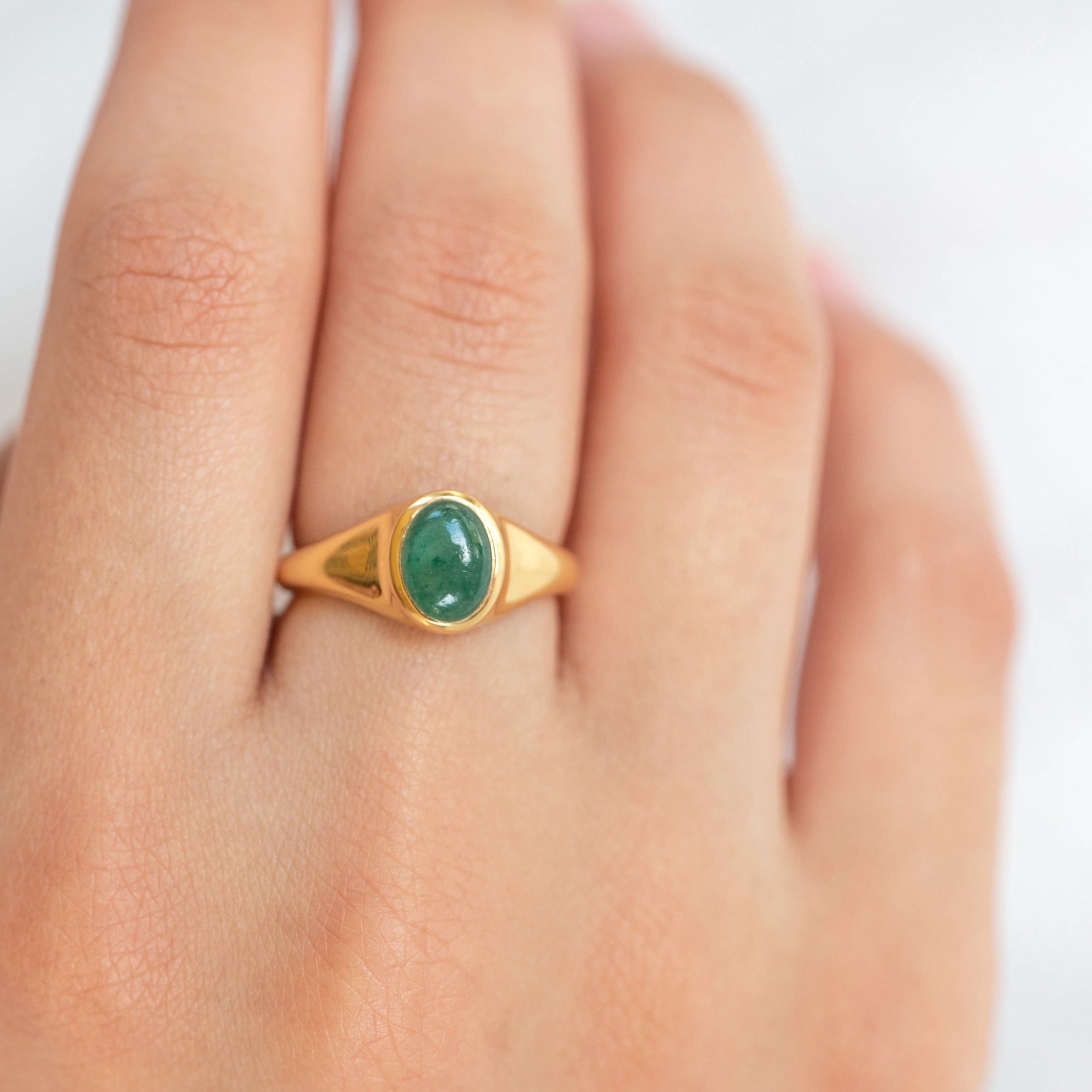 Signet Ring in Green Aventurine, Natural High Grade Aventurine Gemstone for Good Luck, Minimalist Pinky Ring Gold, Birthday Gift, Graduation Gifts, Best Friend Pinky Rings, Unisex Ring, Gift for Men, Gift for Women