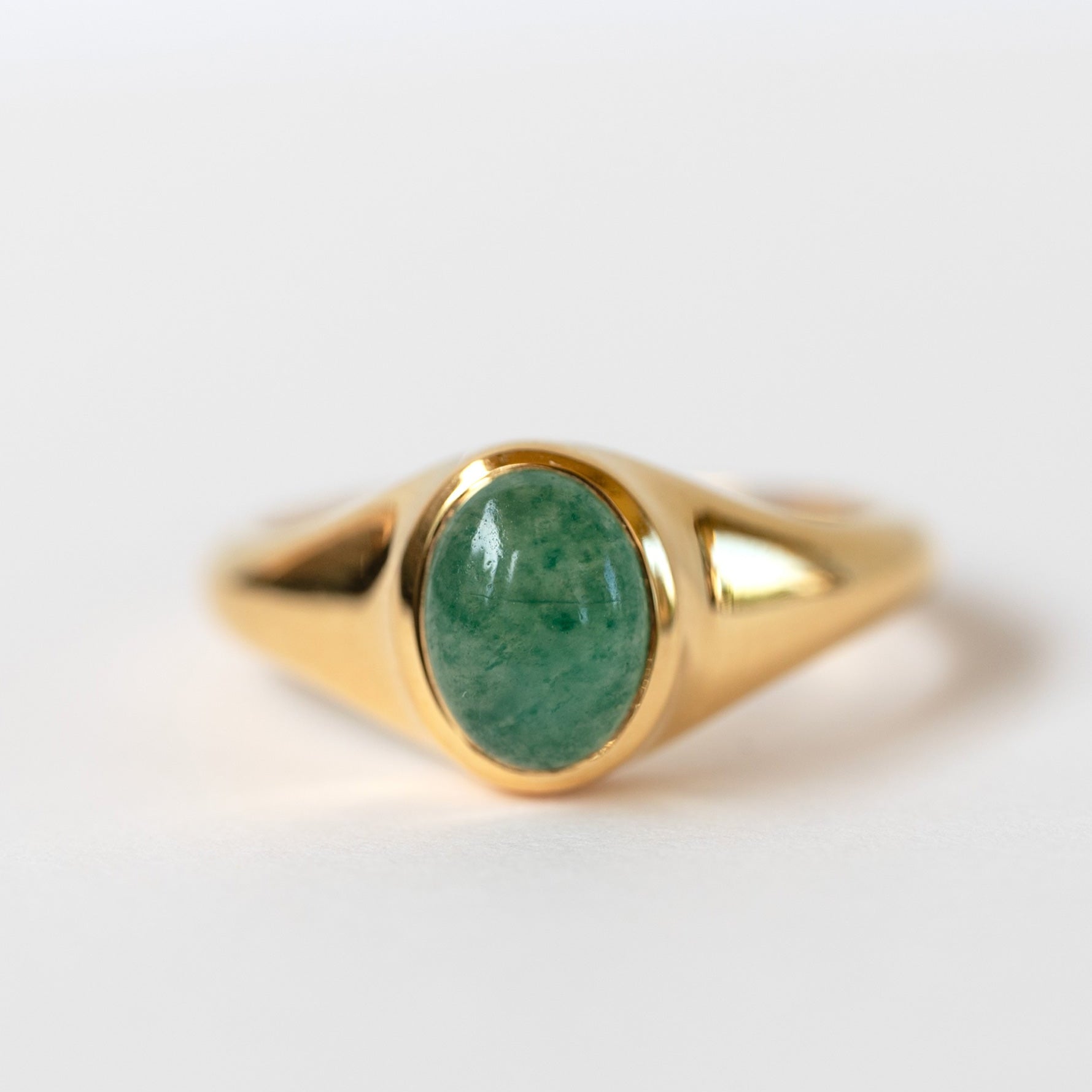 Signet Ring in Green Aventurine, Natural High Grade Aventurine Gemstone for Good Luck, Minimalist Pinky Ring Gold, Birthday Gift, Graduation Gifts, Best Friend Pinky Rings, Unisex Ring, Gift for Men, Gift for Women