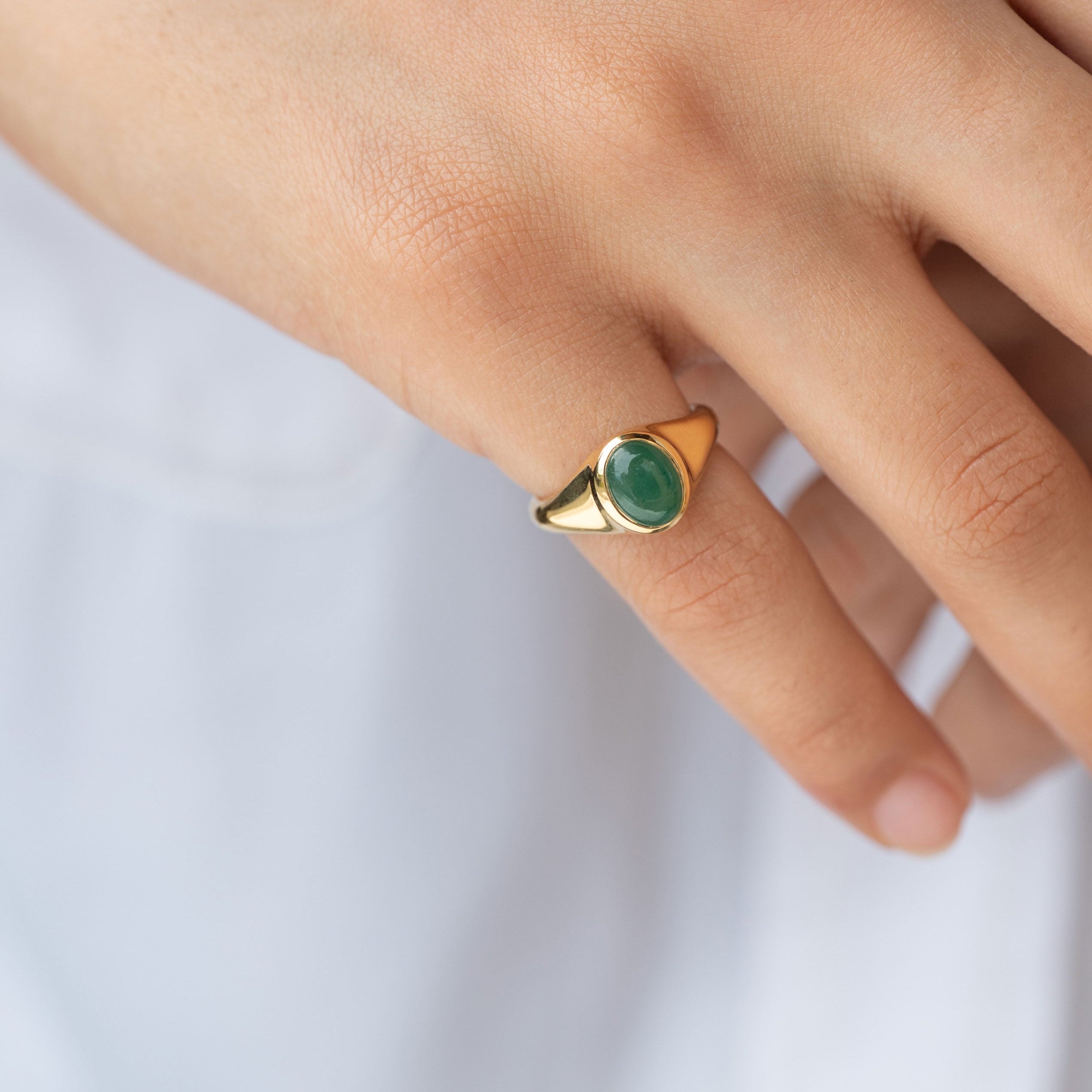 Signet Ring in Green Aventurine, Natural High Grade Aventurine Gemstone for Good Luck, Minimalist Pinky Ring Gold, Birthday Gift, Graduation Gifts, Best Friend Pinky Rings, Unisex Ring, Gift for Men, Gift for Women