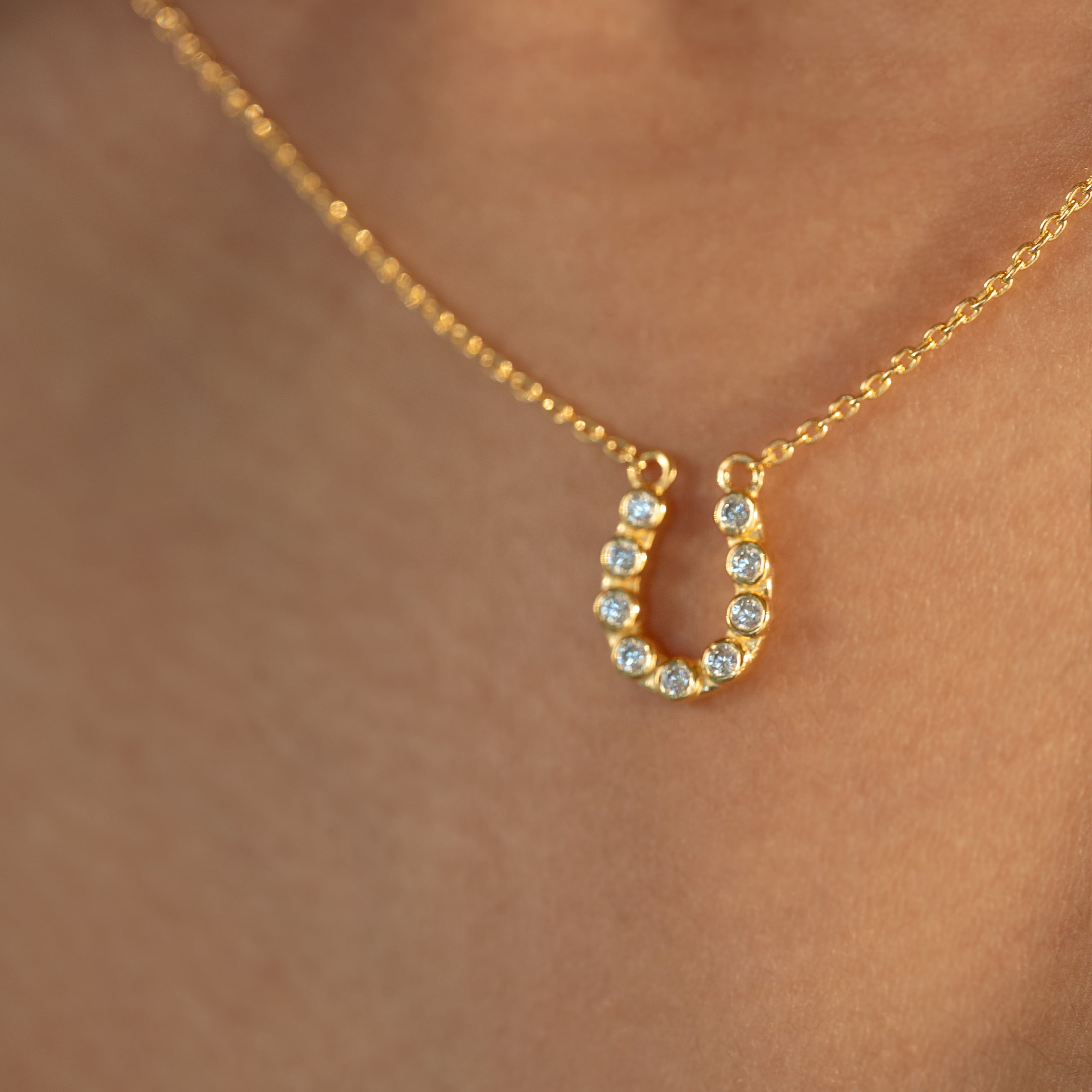 14K Gold Filled Horseshoe Necklace, Good Luck Charm, Dainty Minimalist Everyday Jewelry Gifts for Her, Graduation Gift, Gift for Girls