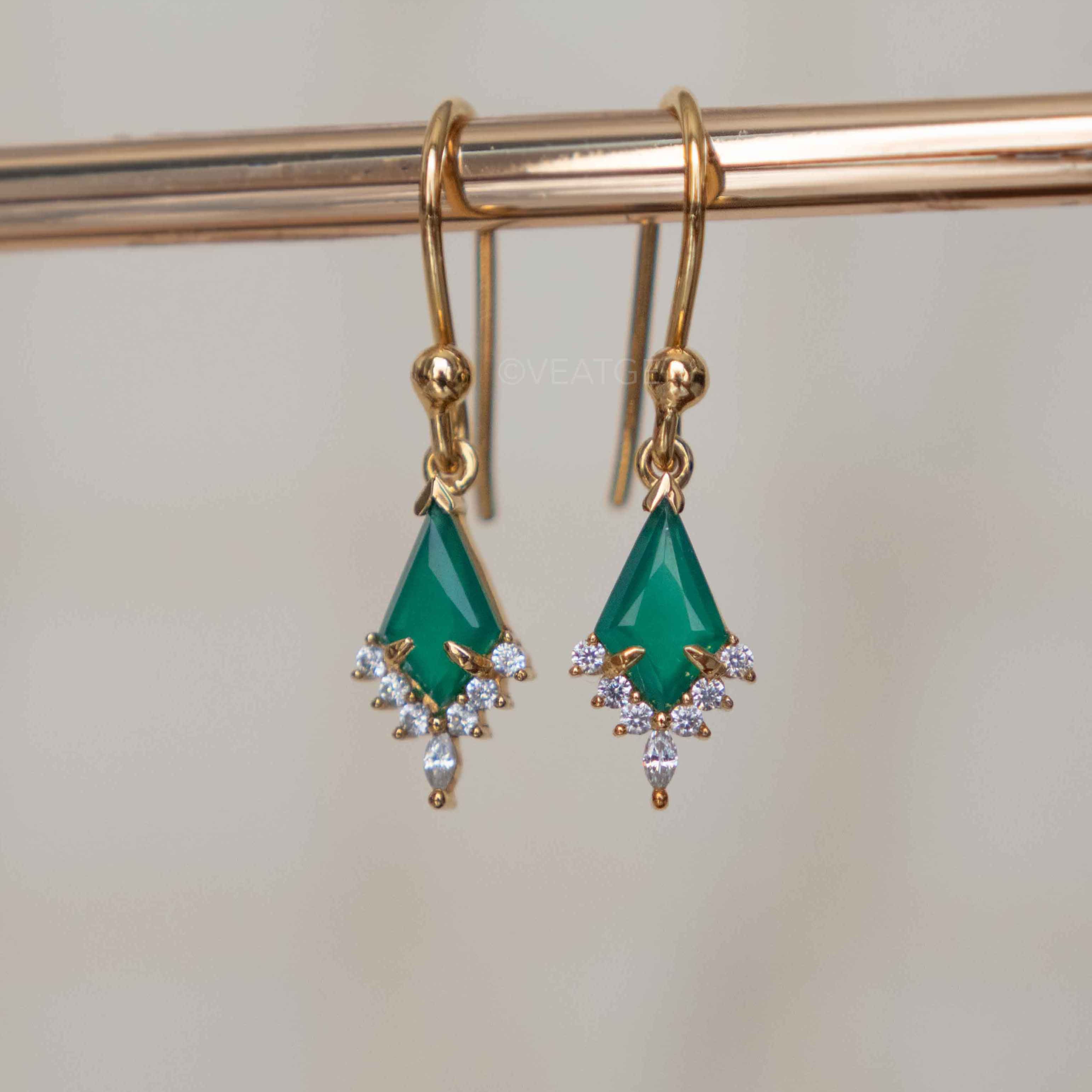 Unique Dangle Earrings in Custom Kite Cut, Natural Gemstone, Dangle Drop Bridal Earrings, Emerald Green Color, Birthday Anniversary Christmas Gift