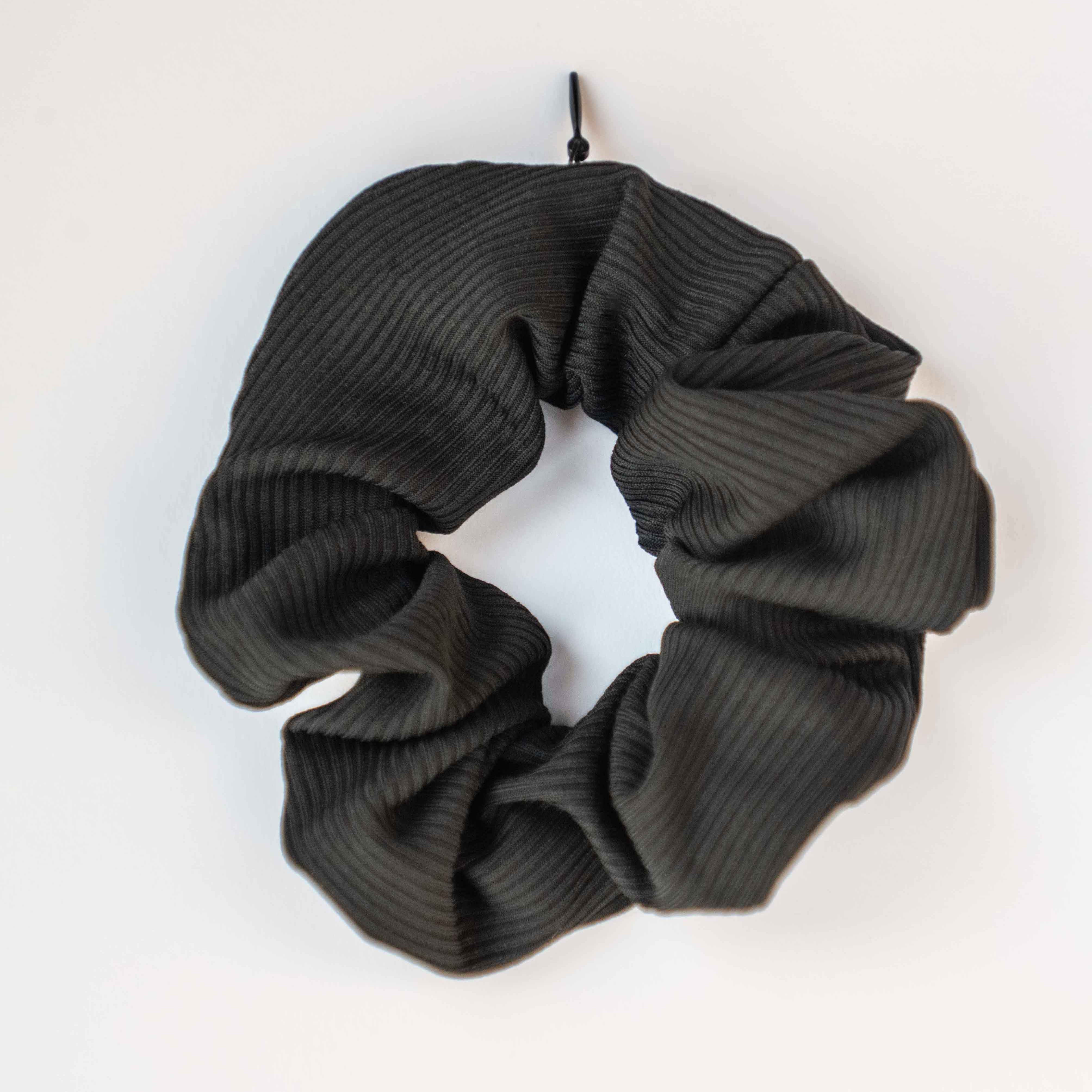 Scrunchie With Hidden Jewelry Pocket