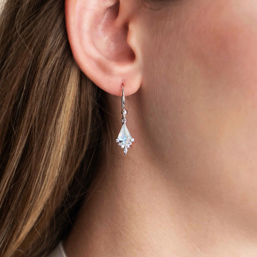 Moonstone Kite Earrings by Veatge, 925 Sterling Silver Dangle Earrings Bridal, Wedding Earrings Moonstone, Gift for Wife, Mom Birthday Gift