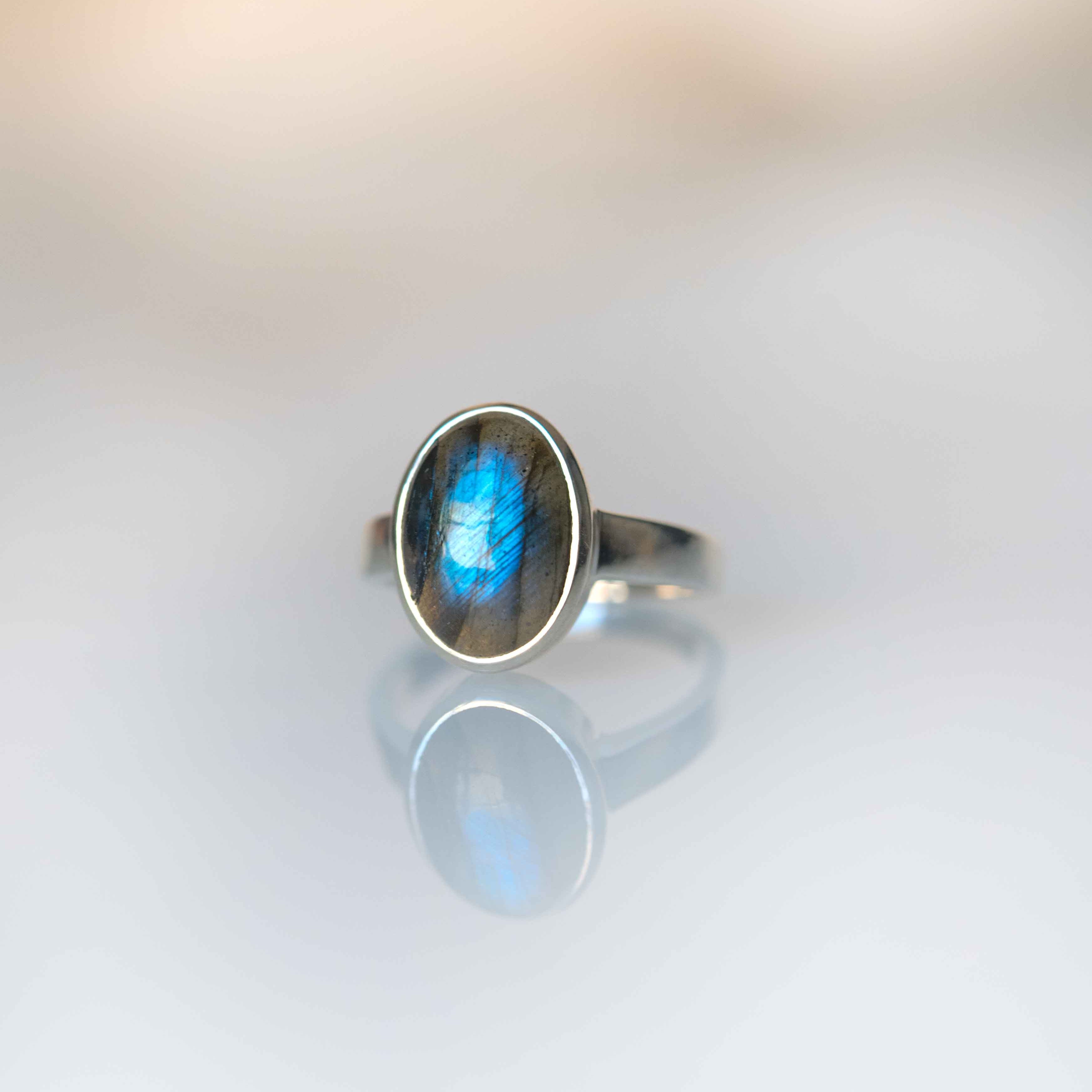 Silver Labradorite Ring with Blue Flash Natural Labradorite Gemstone Rings Gifts for Women
