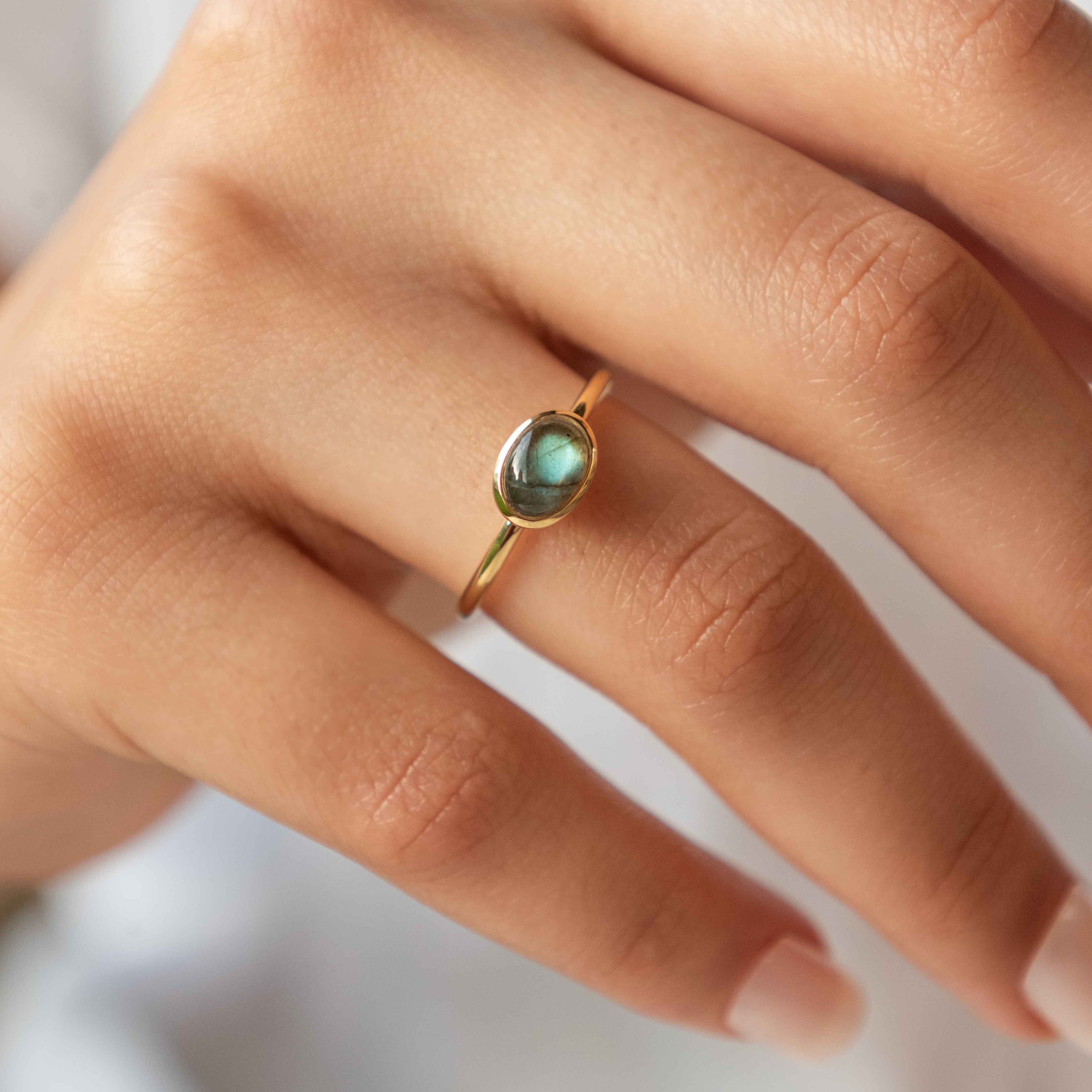 Dainty genuine labradorite ring gold, Green Blue Natural Labradorite gemstone ring, Birthstone Gifts for Wife Mom Sister Best friend