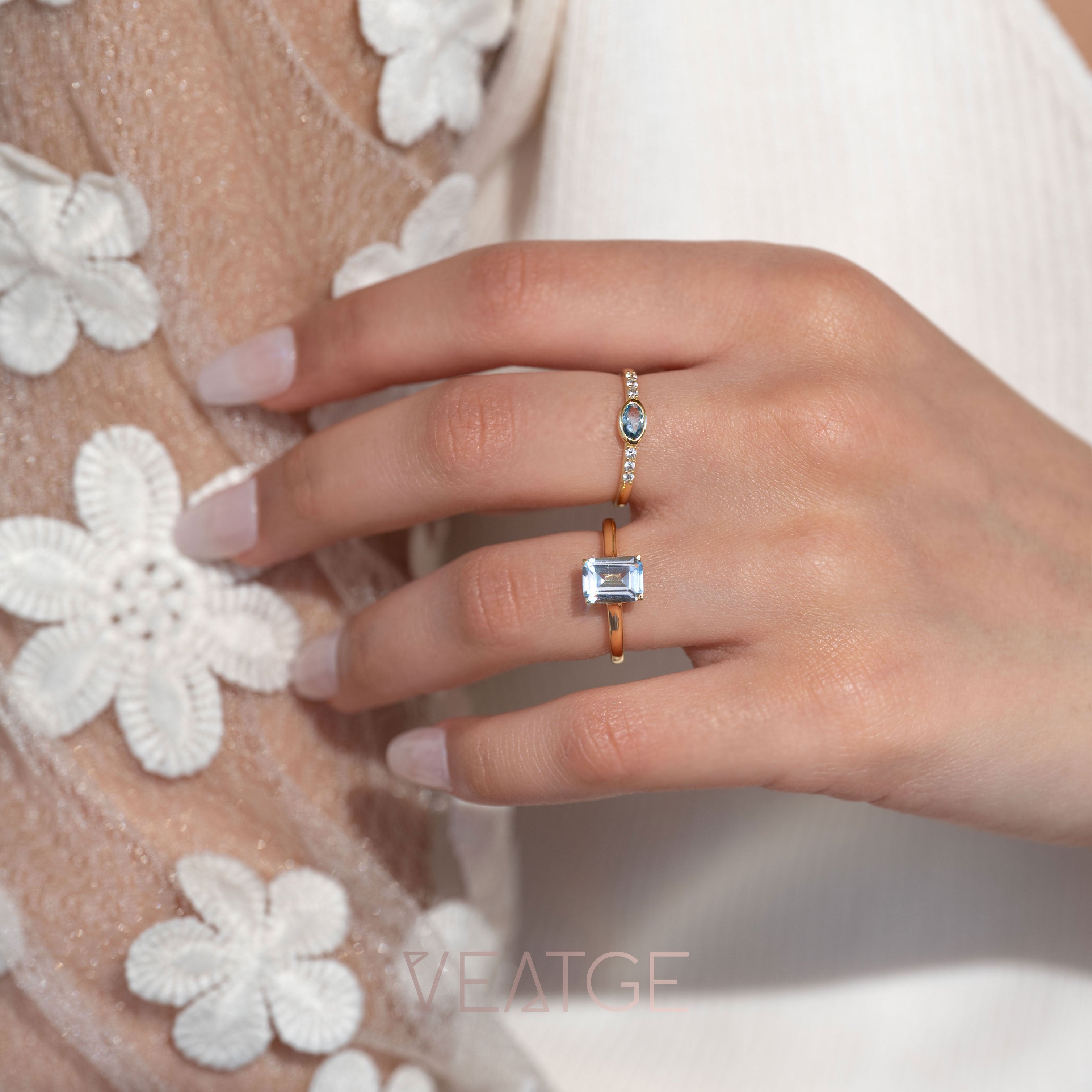 April Birthstone Ring in Natural White Topaz, Minimalist Dainty Gold Stackable Band, Birthday Gifts for Mom Best Friend Wife Girlfriend