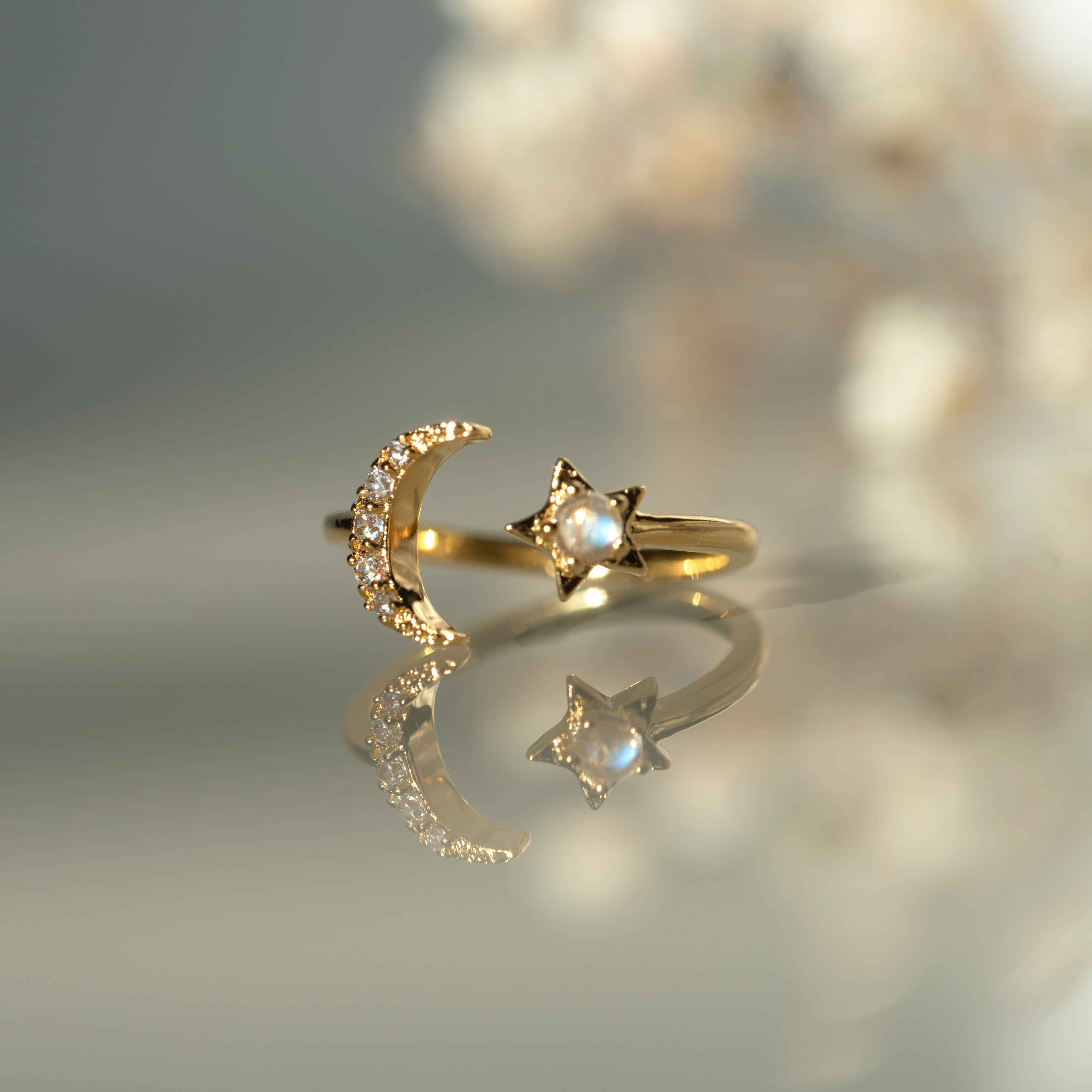 Moon and Star ring moonstone