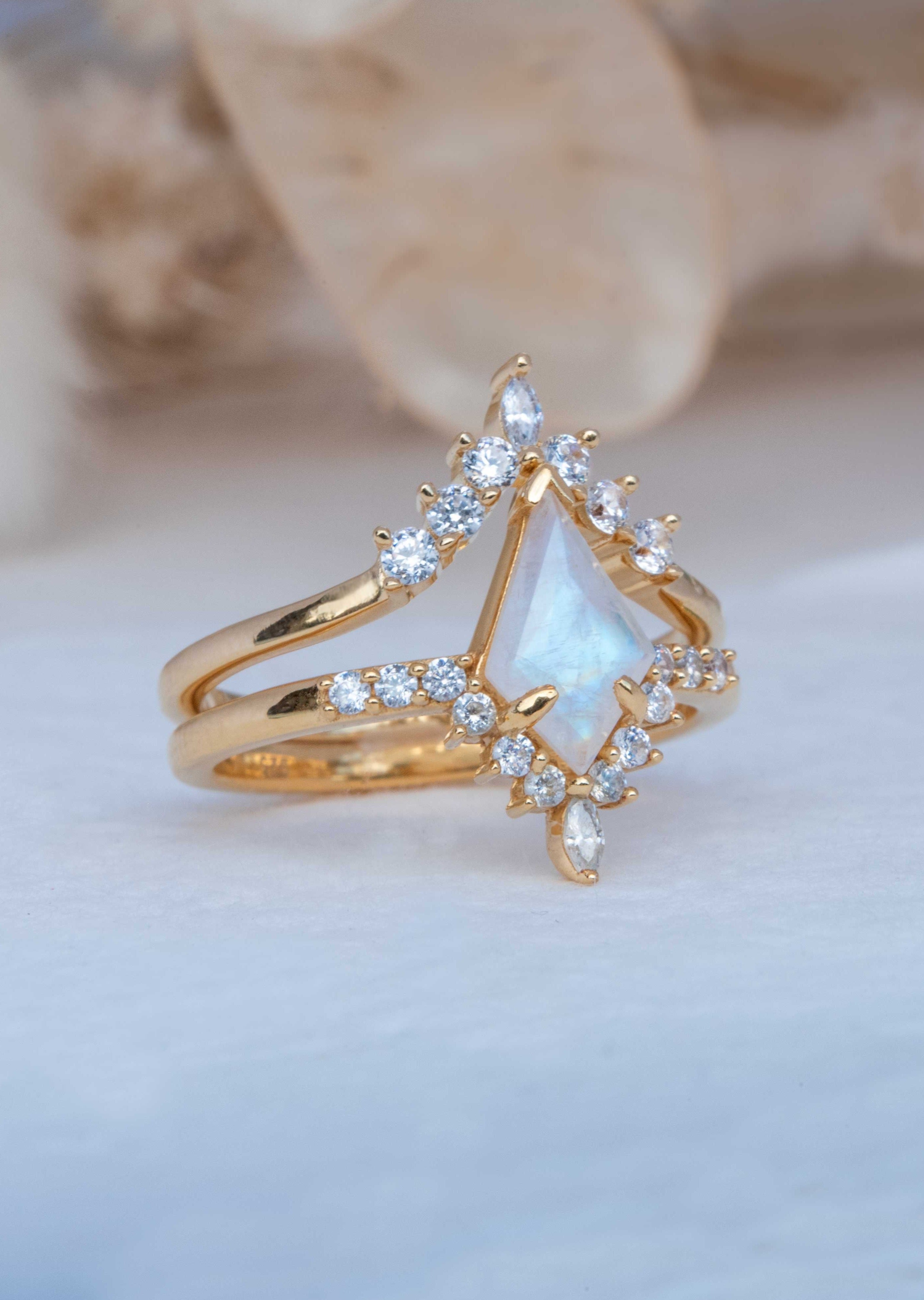 Zelda Moonstone Kite Ring Set Gold