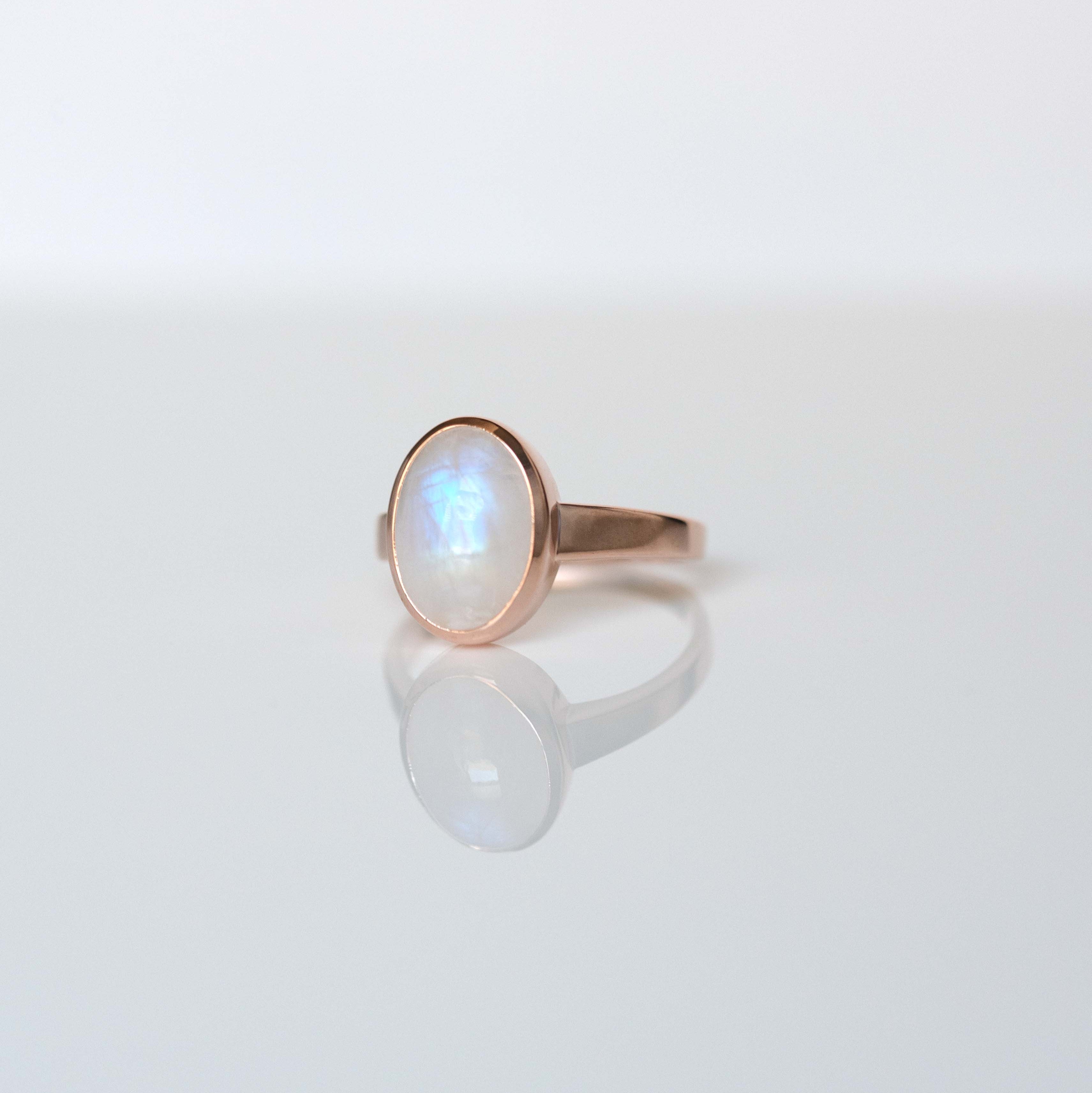 Large Moonstone Ring rose gold