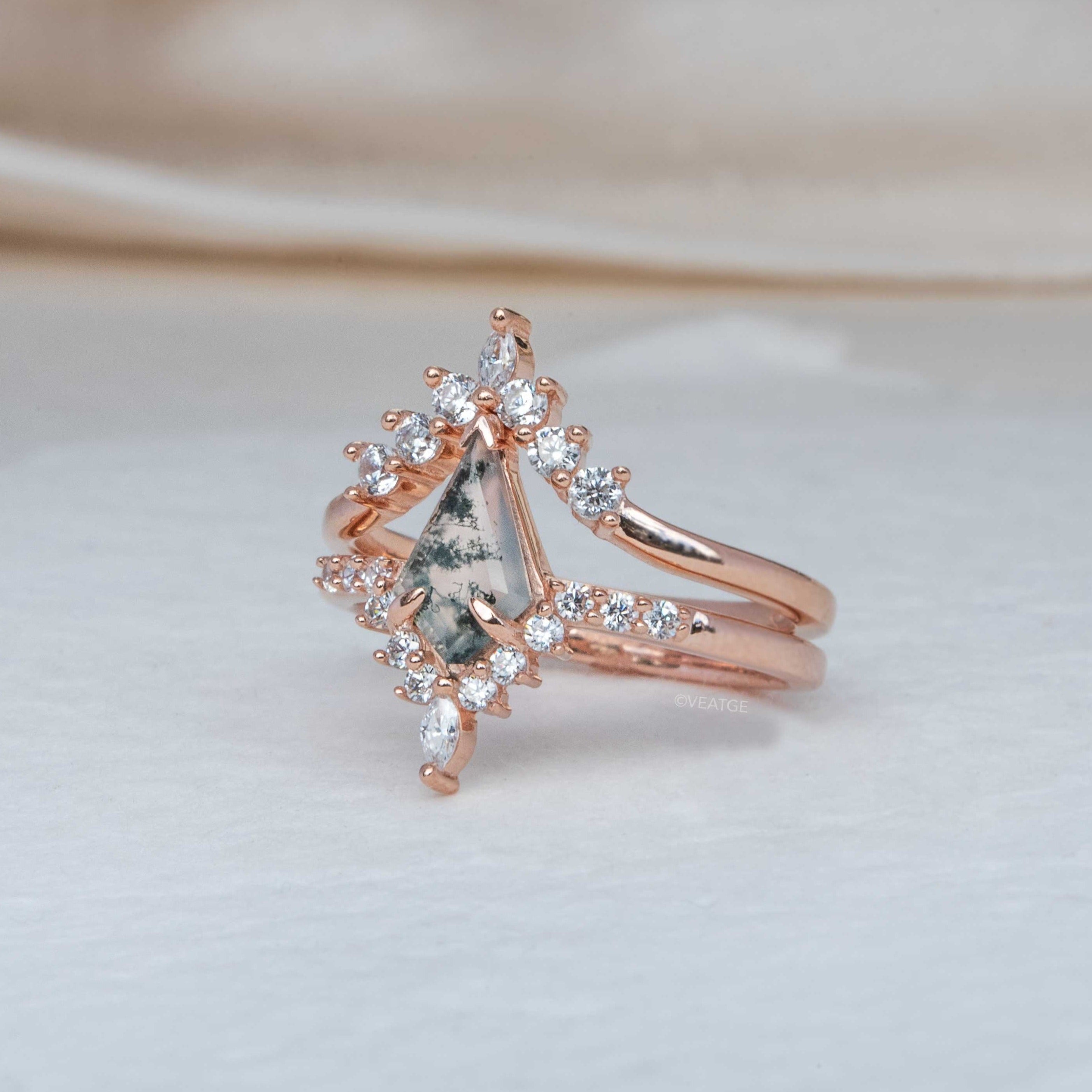 Zelda Kite Moss Agate Ring Set