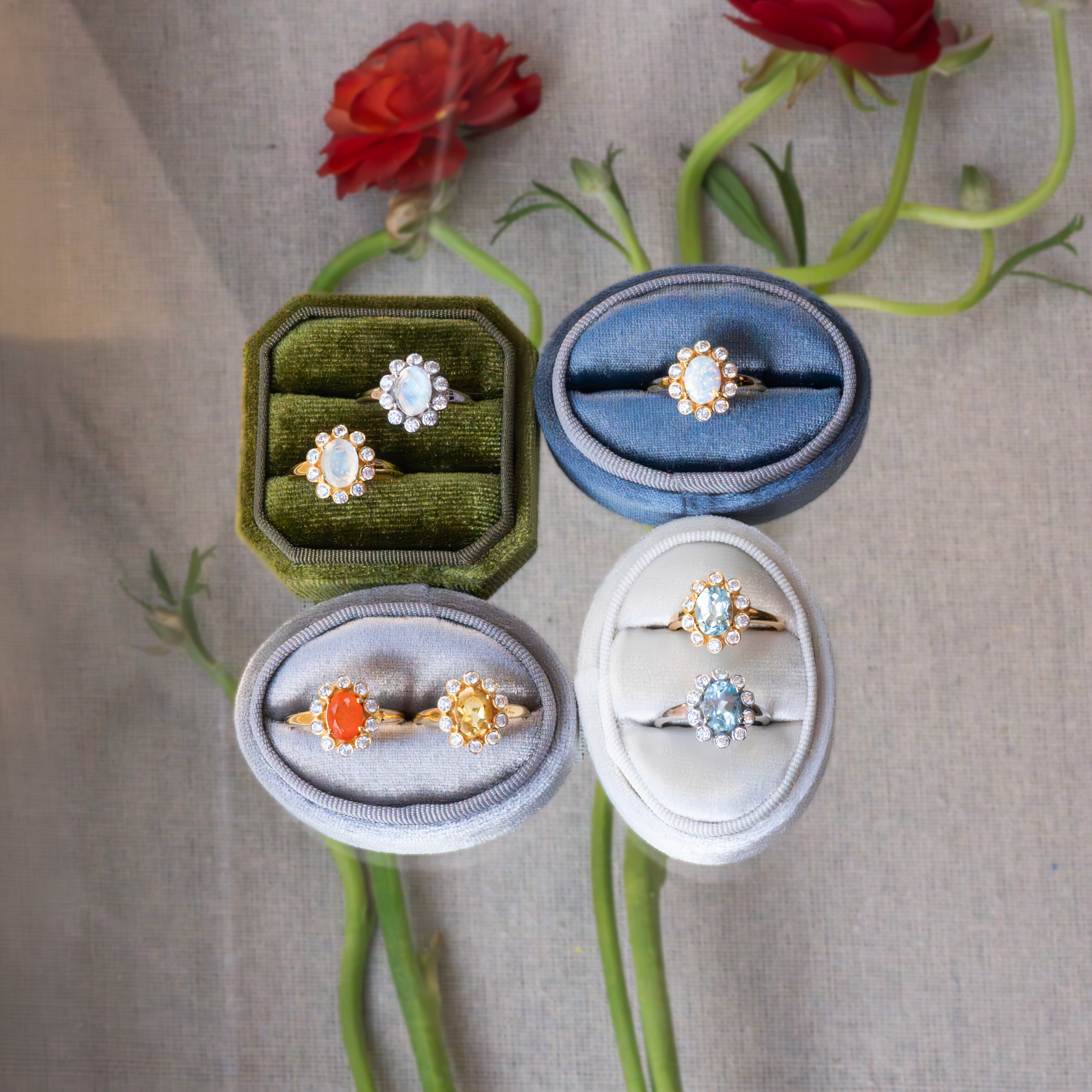 Multi-Blossom Flower Gold Rings