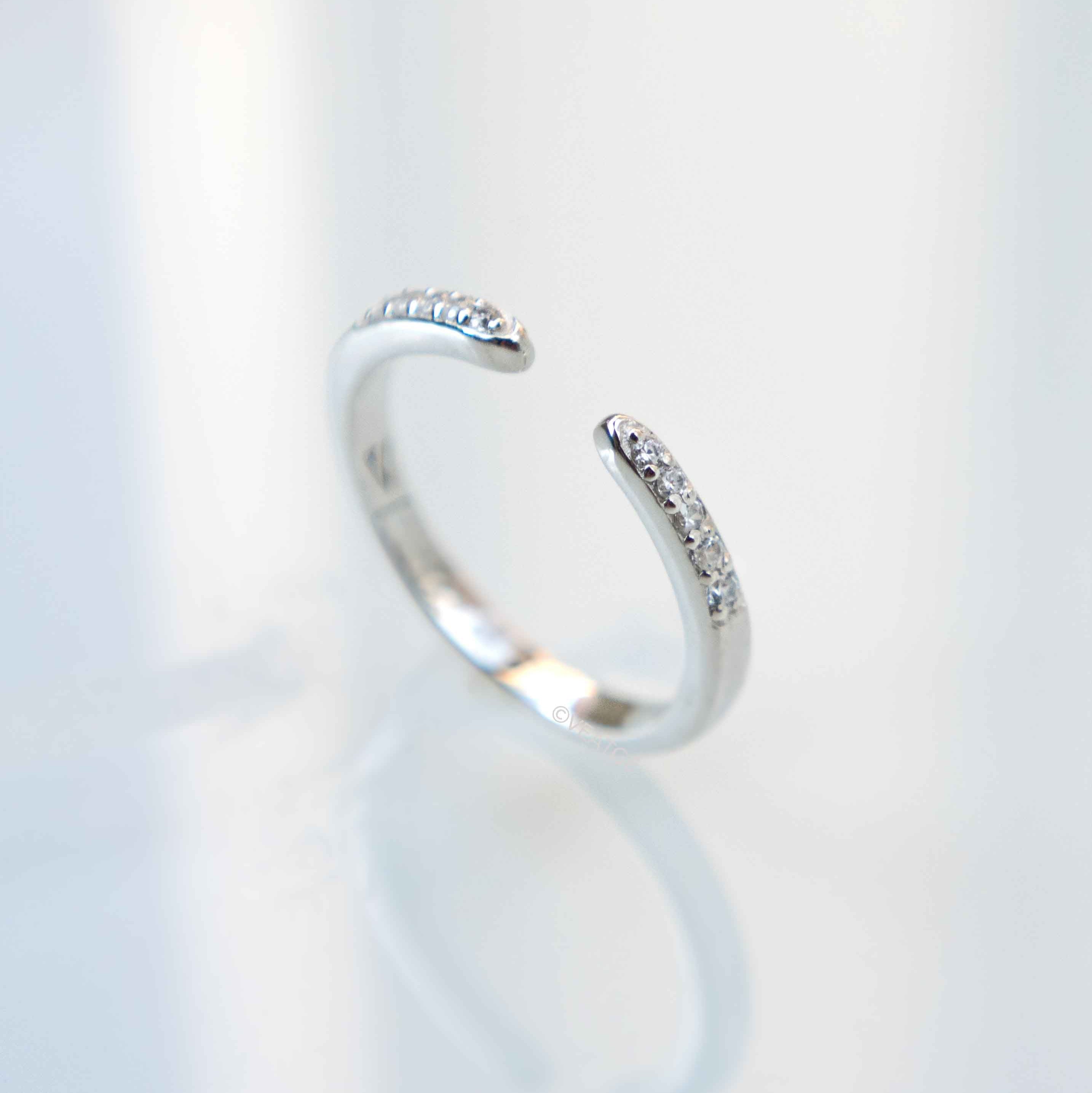 Open Wedding Band in Sterling Silver and Gold Vermeil, Gap Ring Stackable Adjustable Ring, Simple Gifts for Women, Christmas Gifts for Her