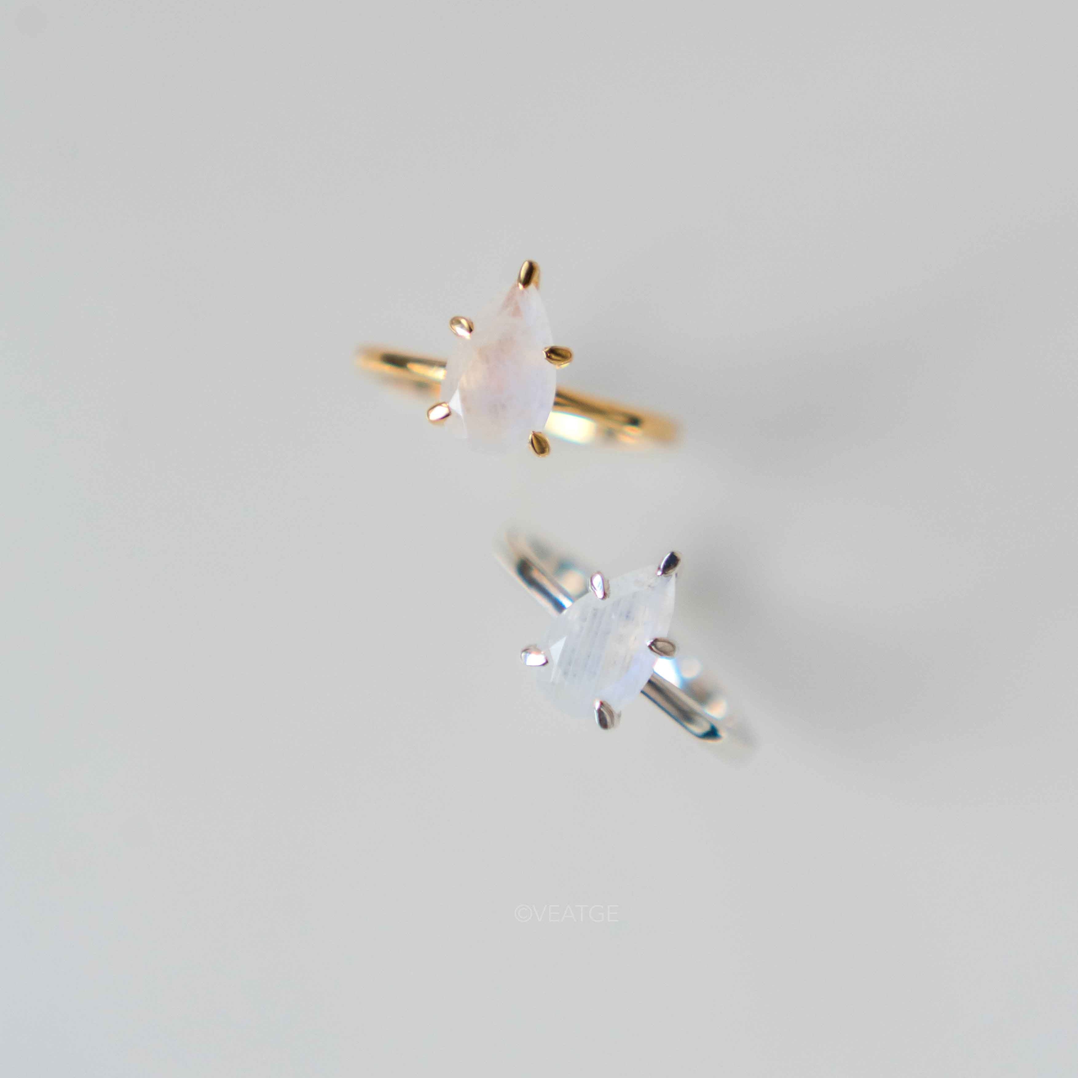 Pear Moonstone Ring, Natural Gemstone Rainbow Moonstone Ring Minimalist Engagement Gifts for Women, June Birthstone Ring