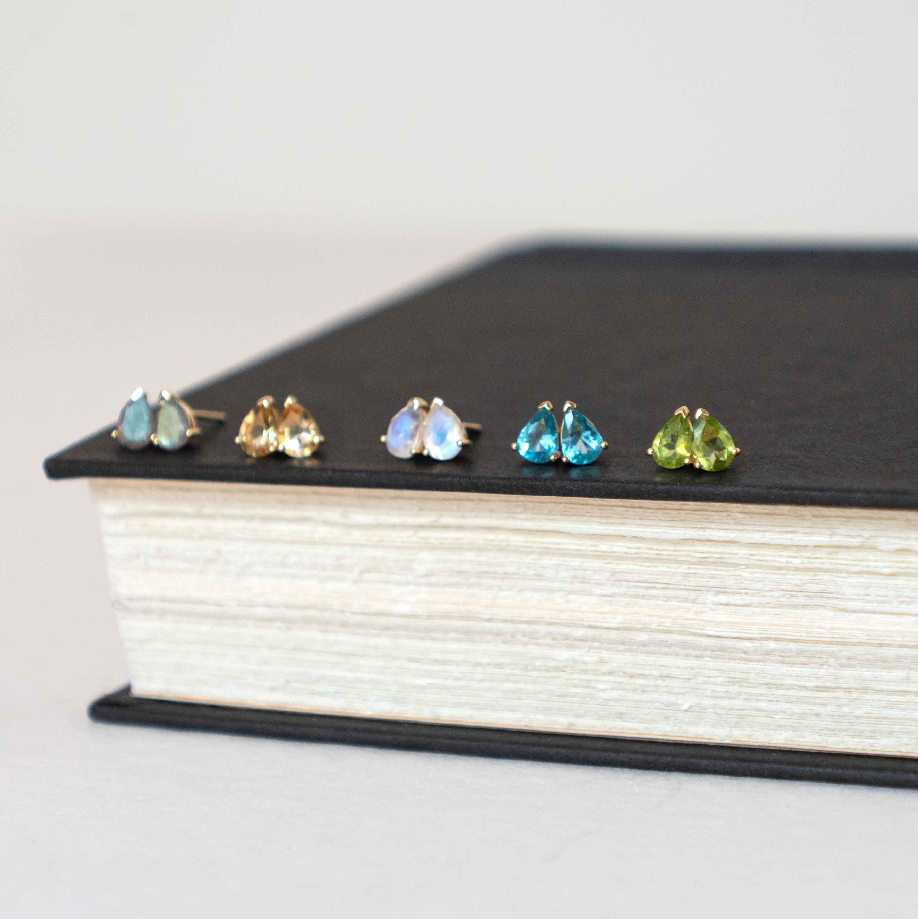 Labradorite Pear Necklace and Earring Gift Set