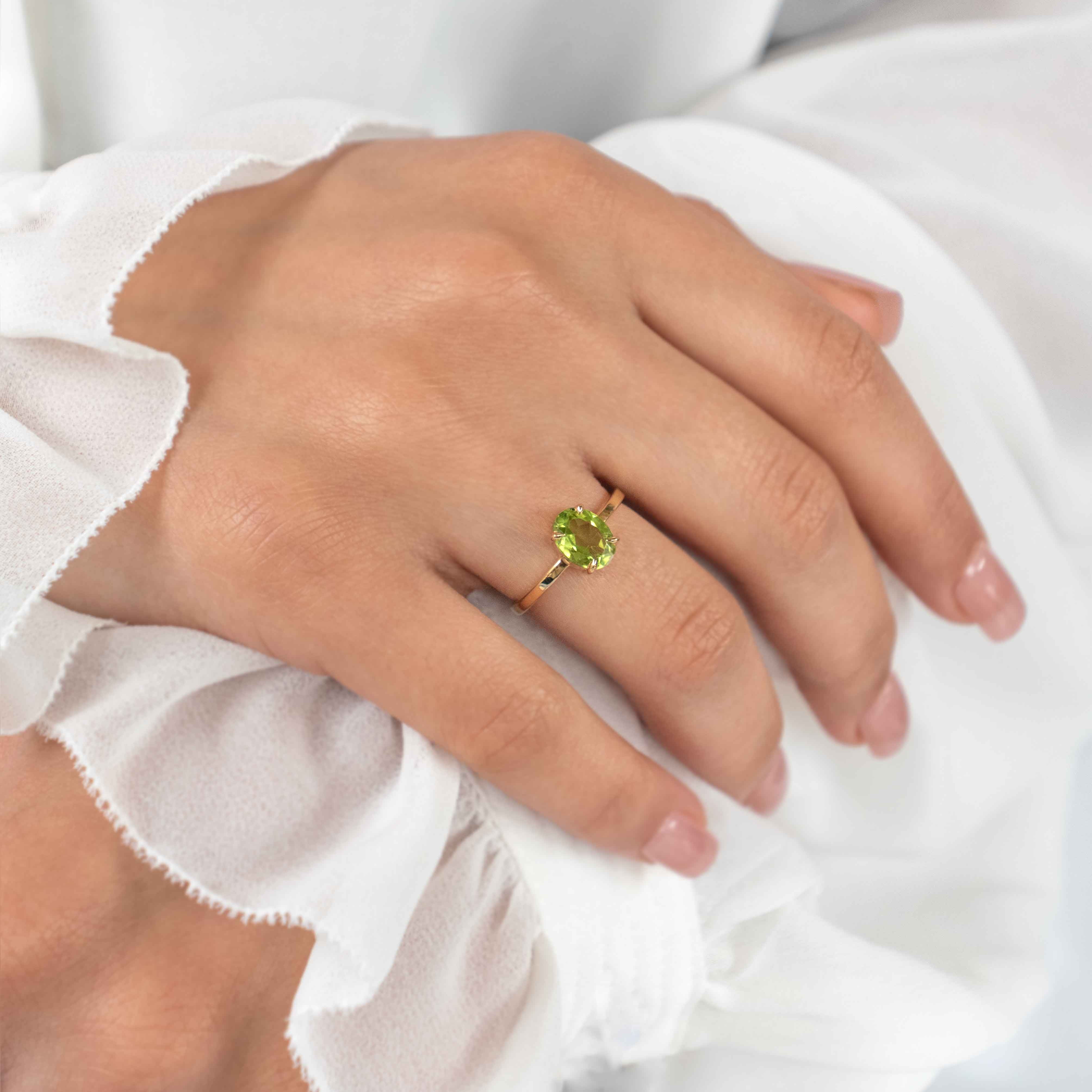Genuine Peridot Ring Veatge