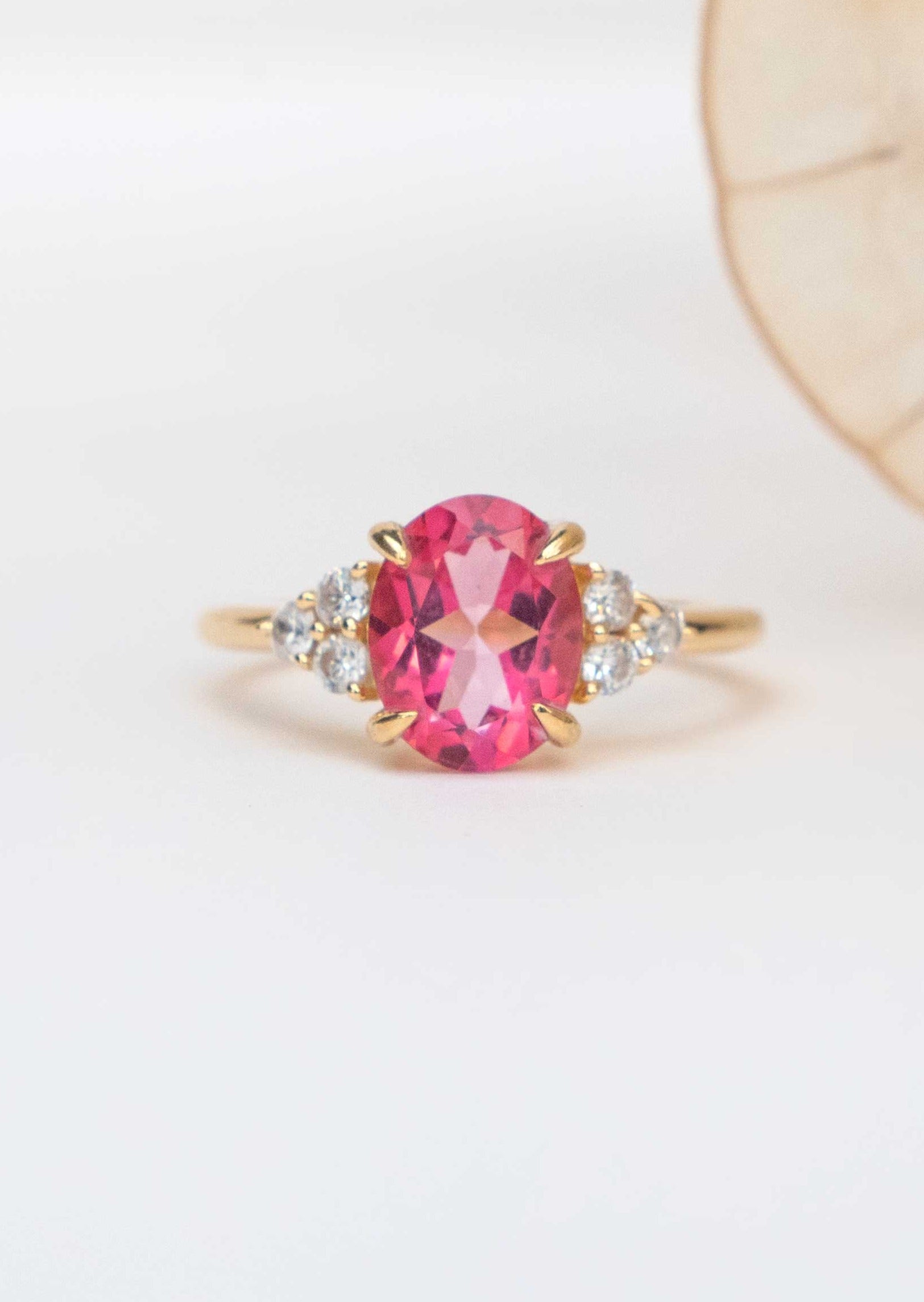 Hot Pink Topaz Gold Ring Veatge