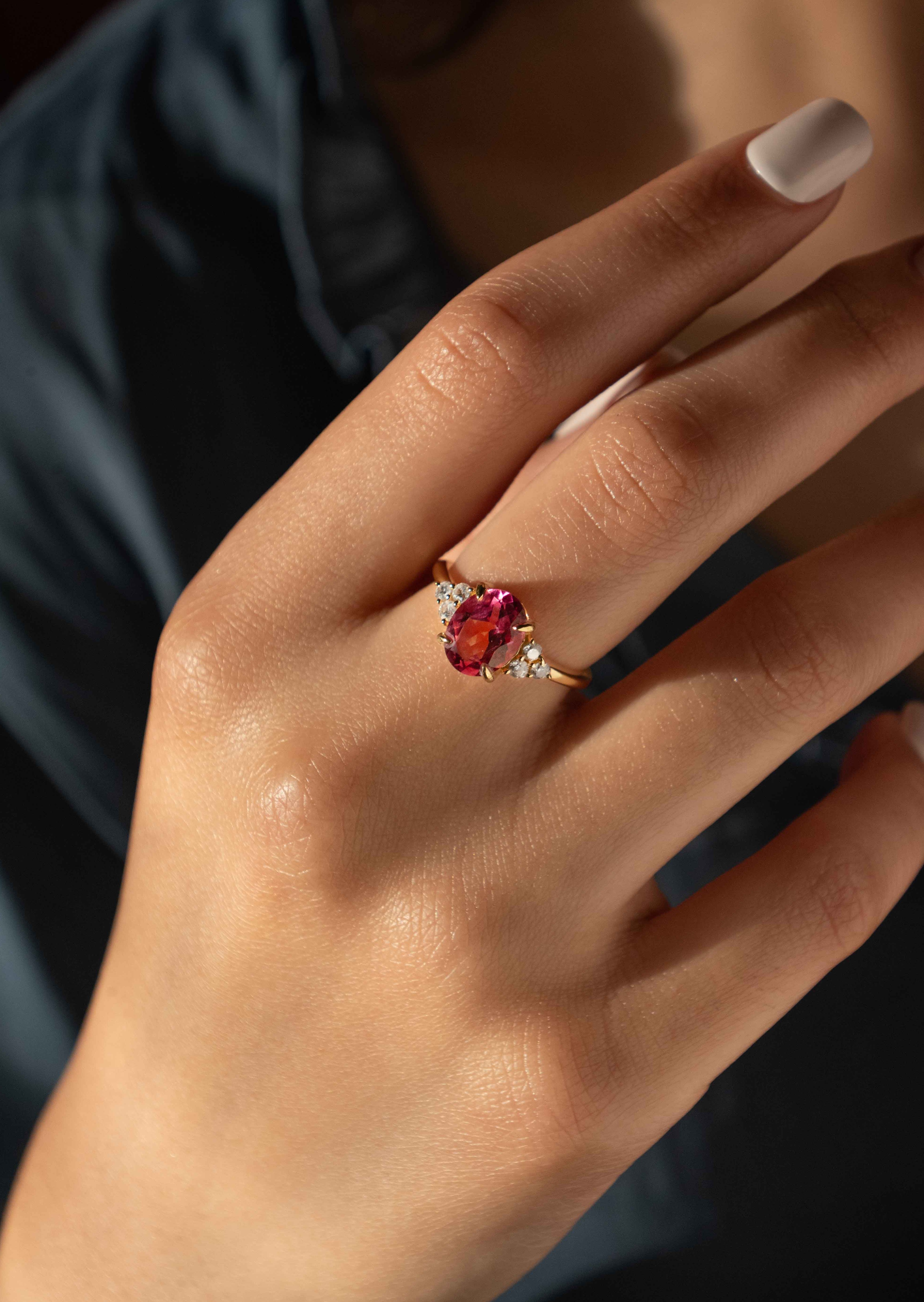 Hot Pink Topaz Gold Ring Veatge